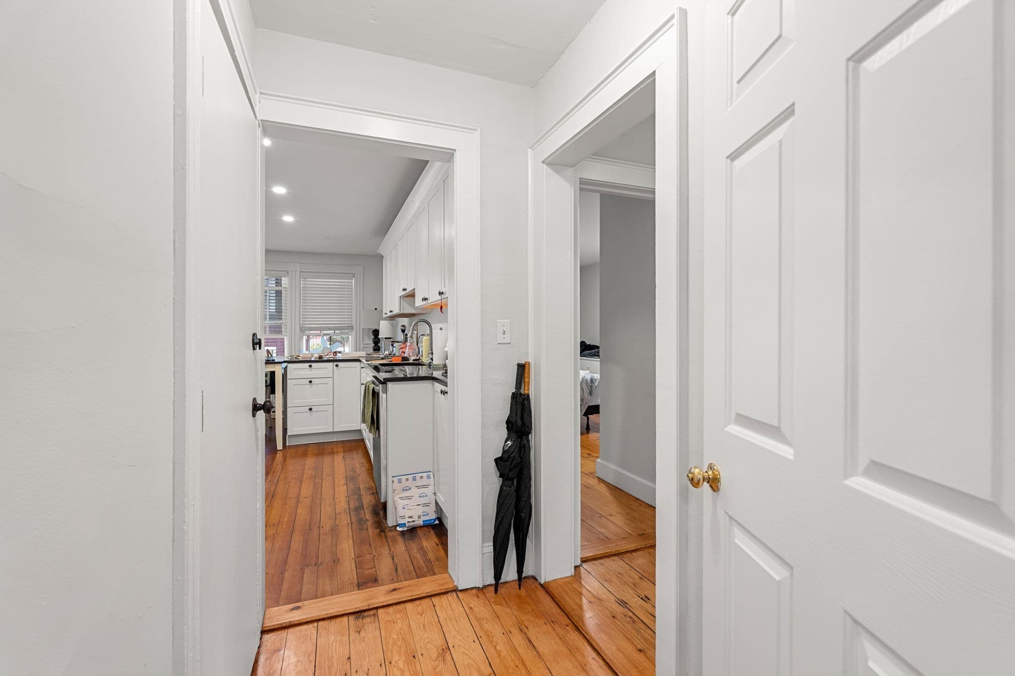 3 Family at 3 High Street Pl, Brookline MA 02445, Brookline, photo 35 of 41