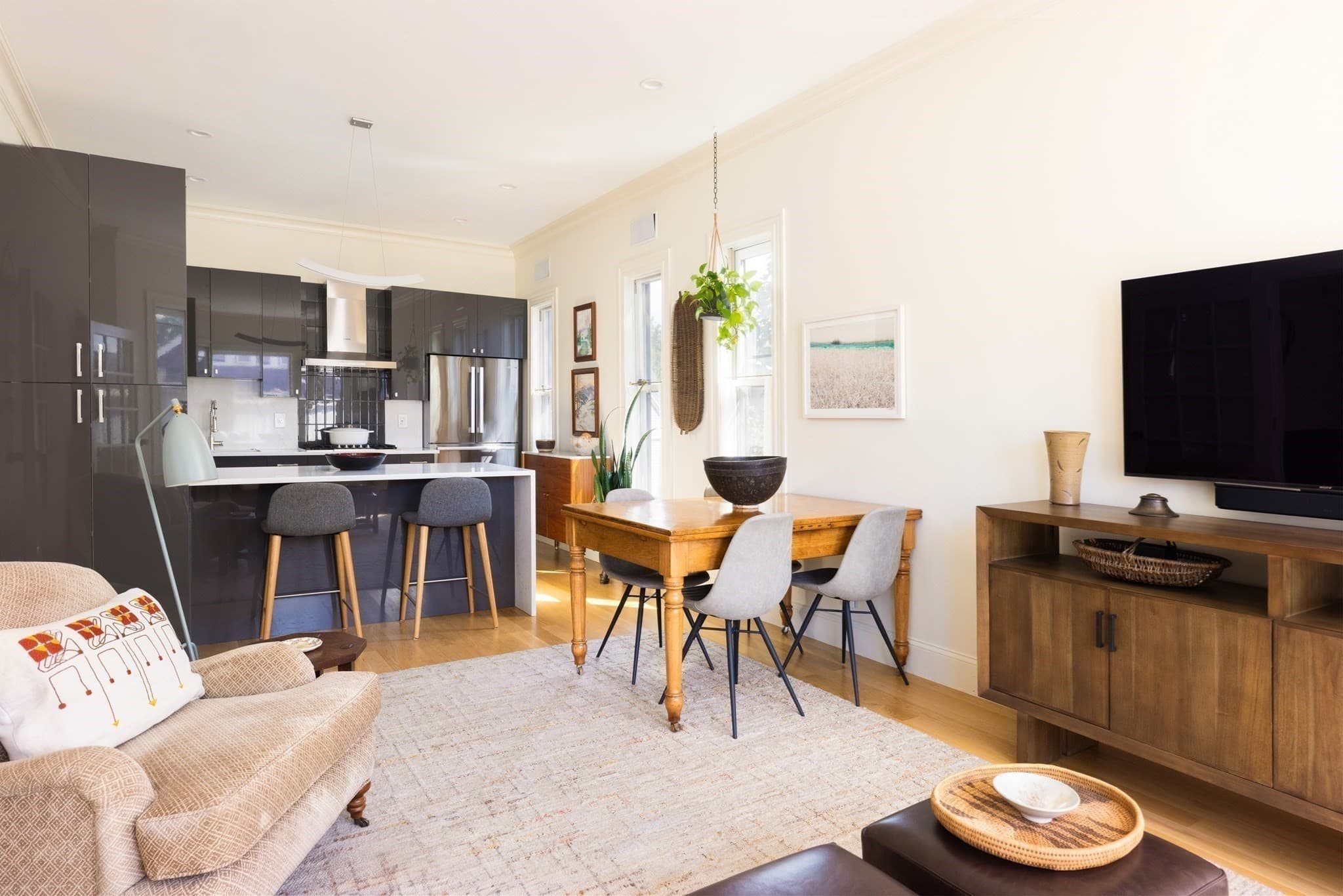 Condominium at 38 Linden St # 4, Brookline MA 02445, Brookline, photo 4 of 13