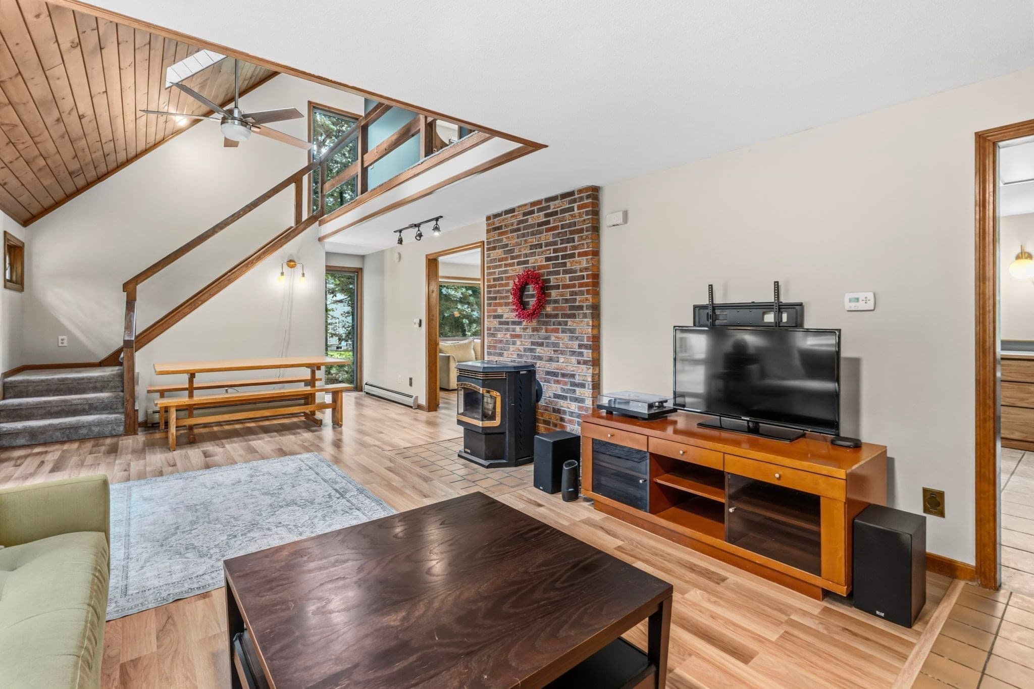 Single Family Residence at 43 Coleman Rd, Southampton MA 01073, Southampton, photo 5 of 42
