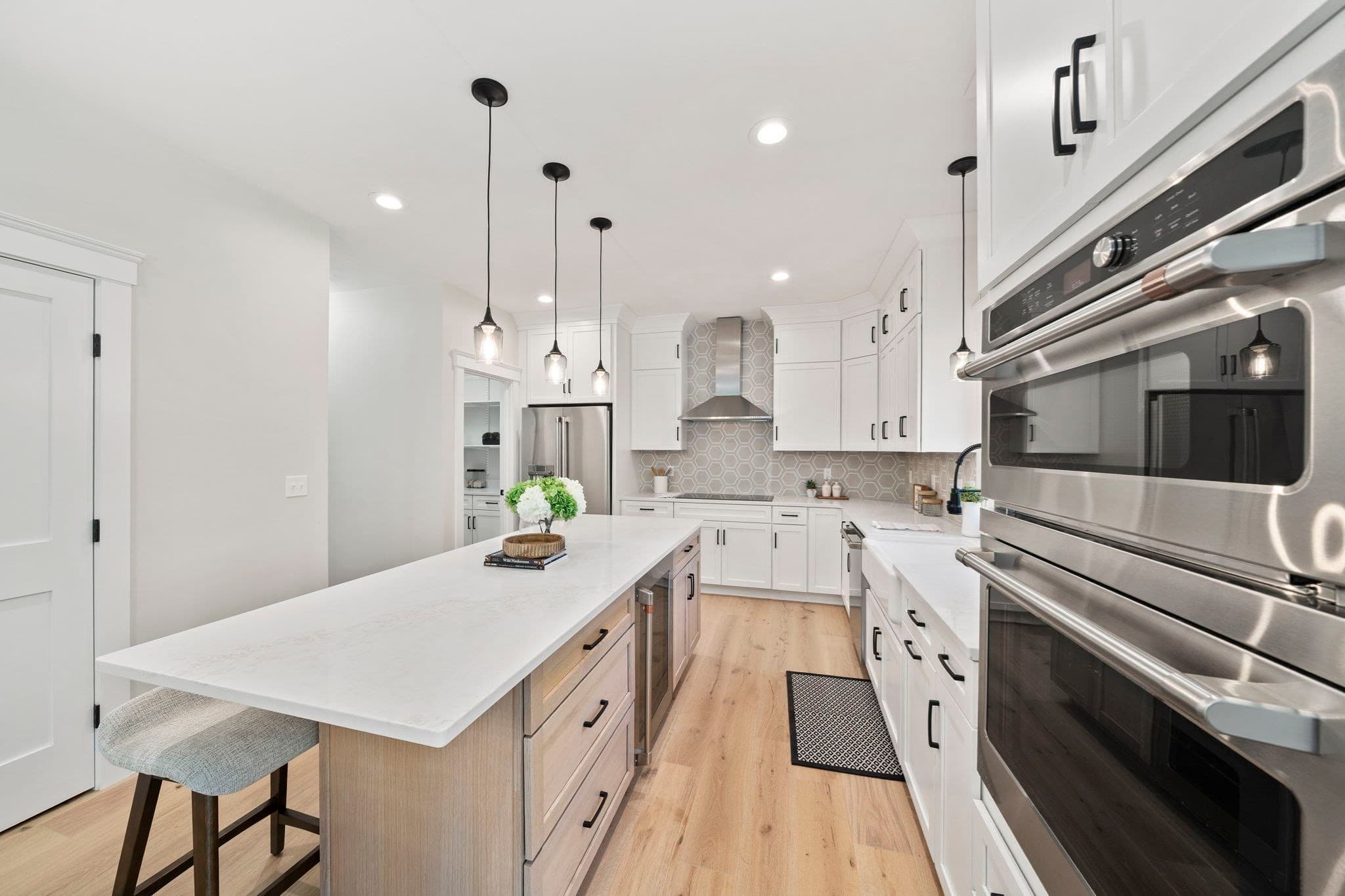 Single Family Residence at 5 Joshua Dr, Easton MA 02375, Easton, photo 6 of 41