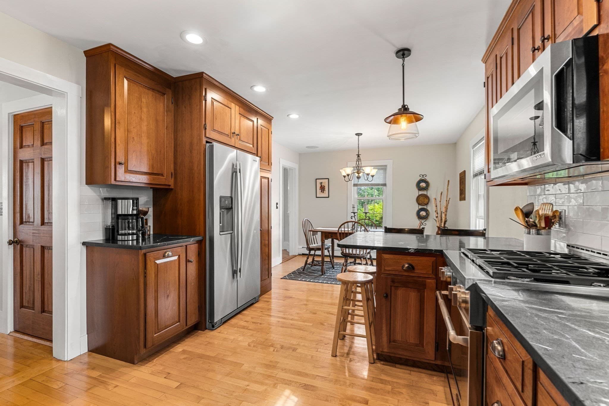 Single Family Residence at 36 Cross St, Topsfield MA 01983, Topsfield, photo 9 of 42