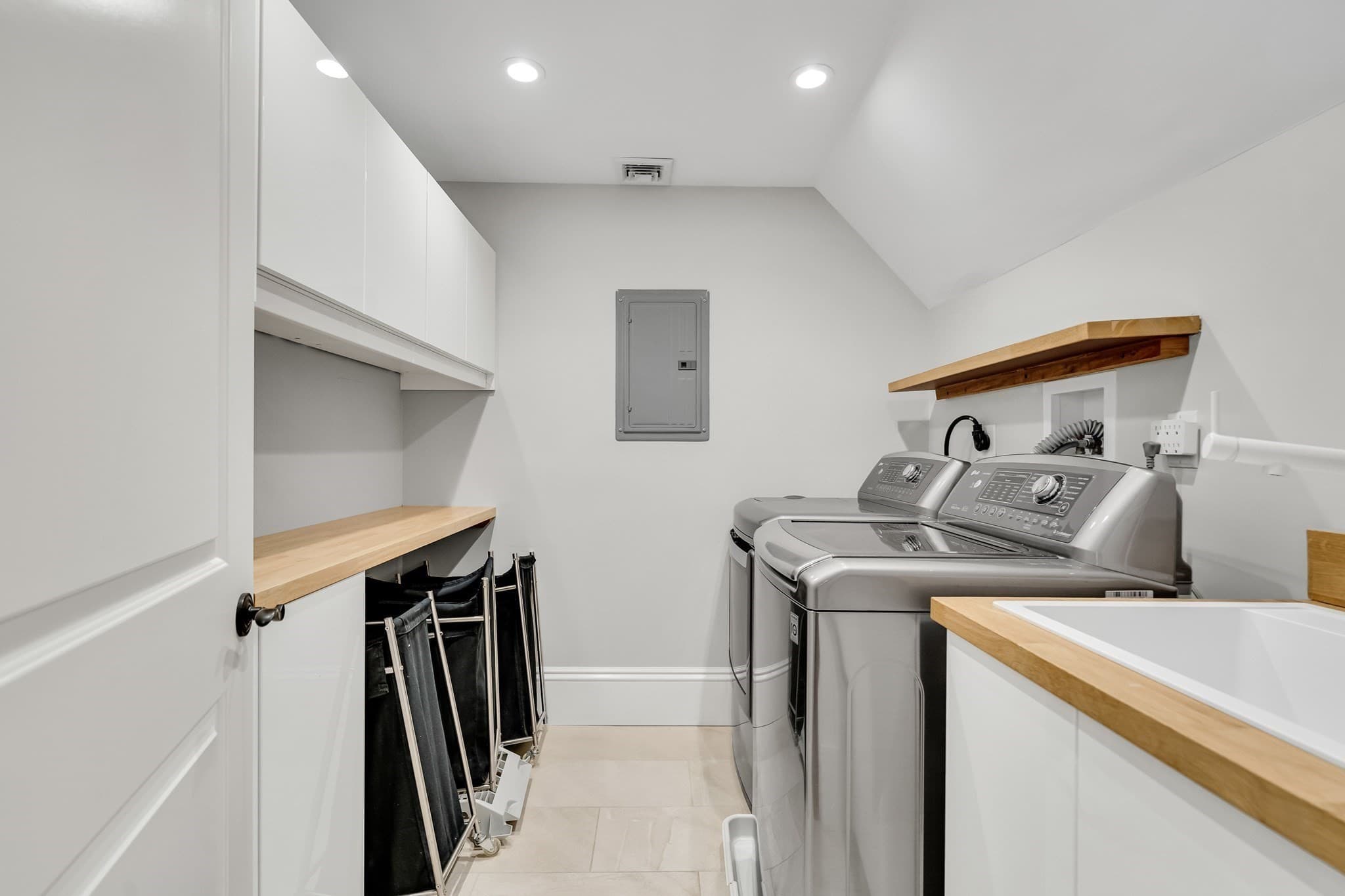 Single Family Residence at 5 Cornerstone Way, Lexington MA 02420, Lexington, photo 31 of 42