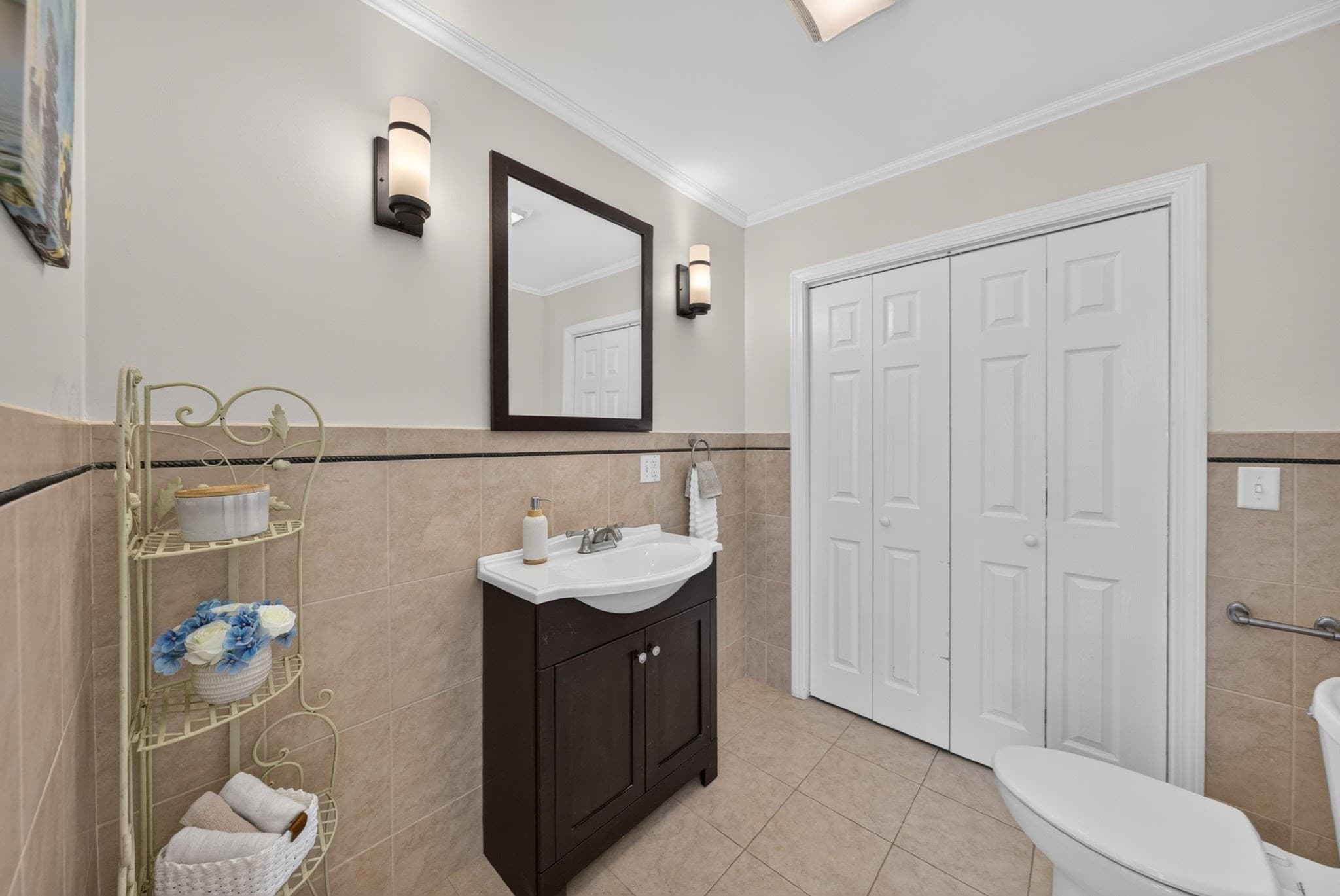 Condex at 22 Cleveland St # 22, North Andover MA 01845, North Andover, photo 16 of 38