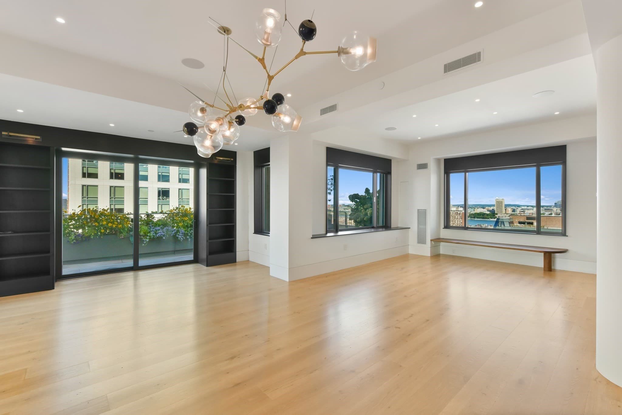 Condominium at 1 Huntington Avenue, Boston MA 02116, Boston, photo 5 of 34