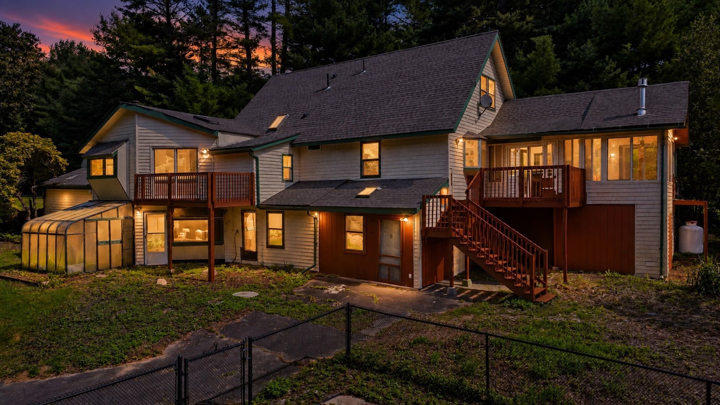 Single Family Residence at 5 Old Farm Cir, Belchertown MA 01007, Belchertown, photo 2 of 42