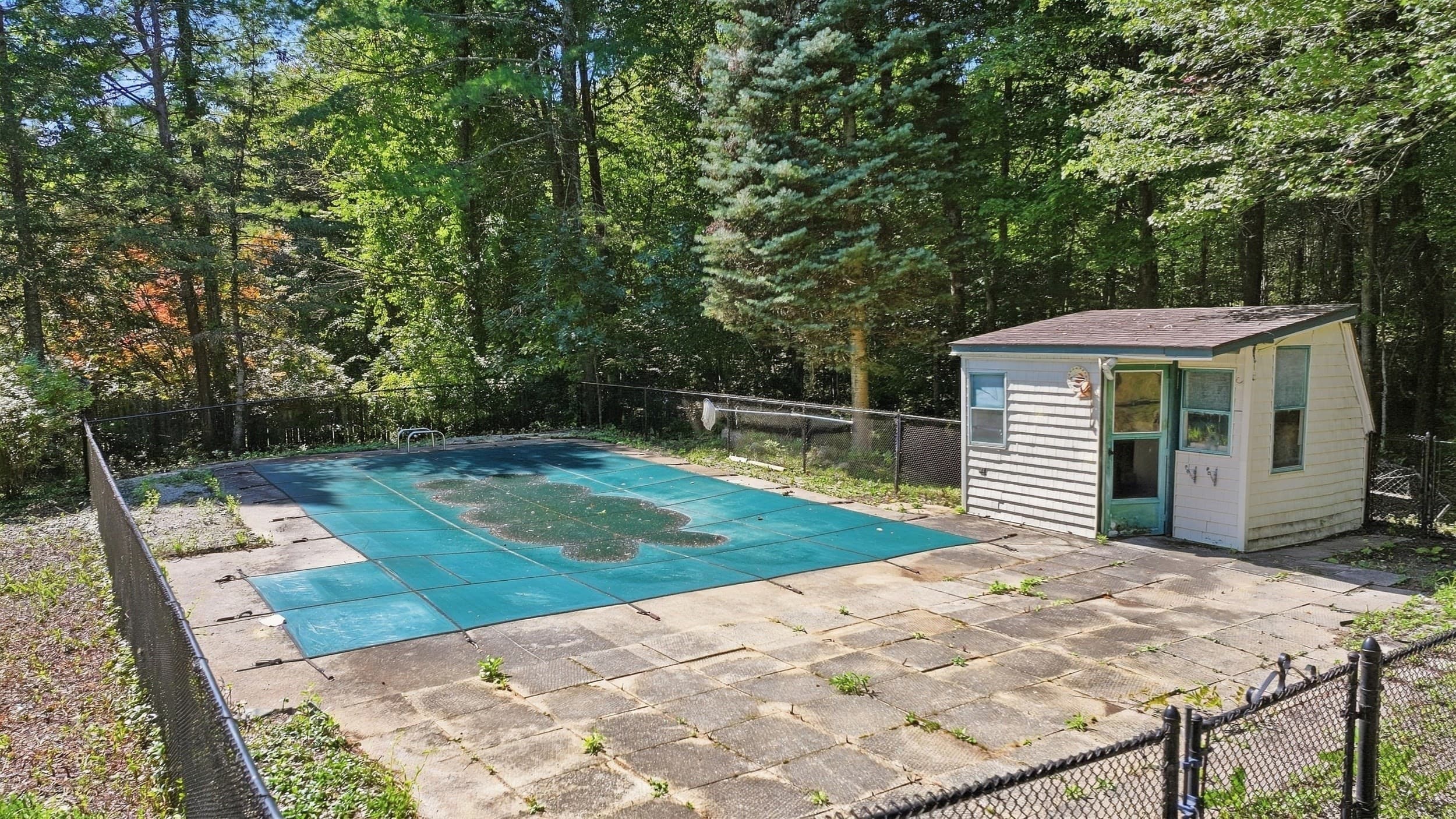 Single Family Residence at 5 Old Farm Cir, Belchertown MA 01007, Belchertown, photo 9 of 42