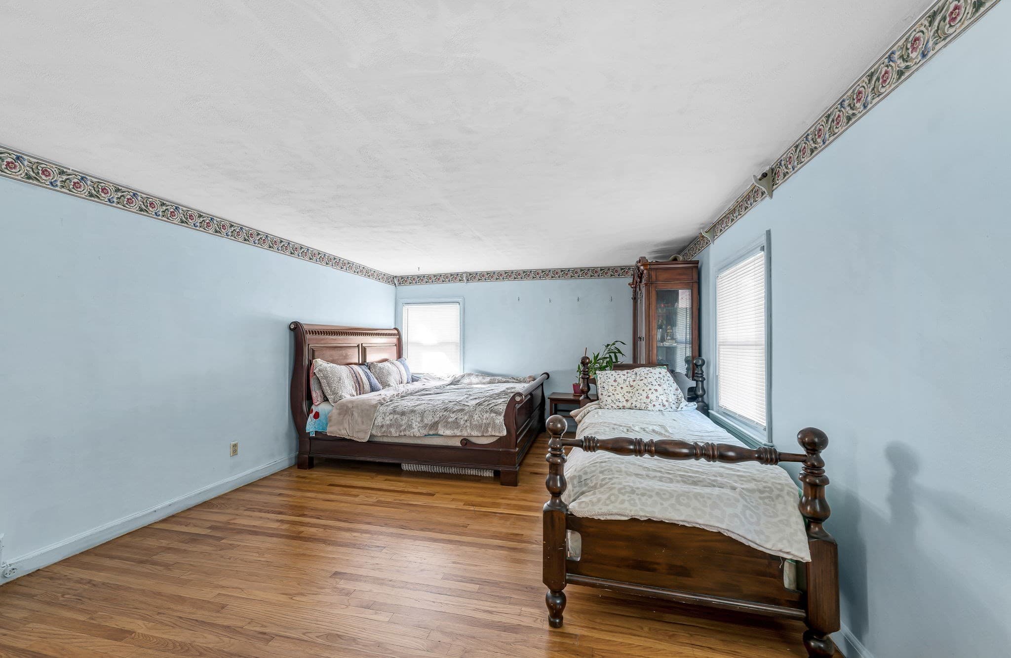 Single Family Residence at 135 Emerson St, Springfield MA 01118, Springfield, photo 26 of 42