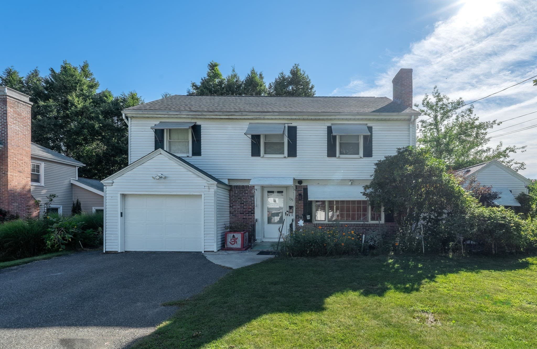 Single Family Residence at 135 Emerson St, Springfield MA 01118, Springfield, photo 3 of 42