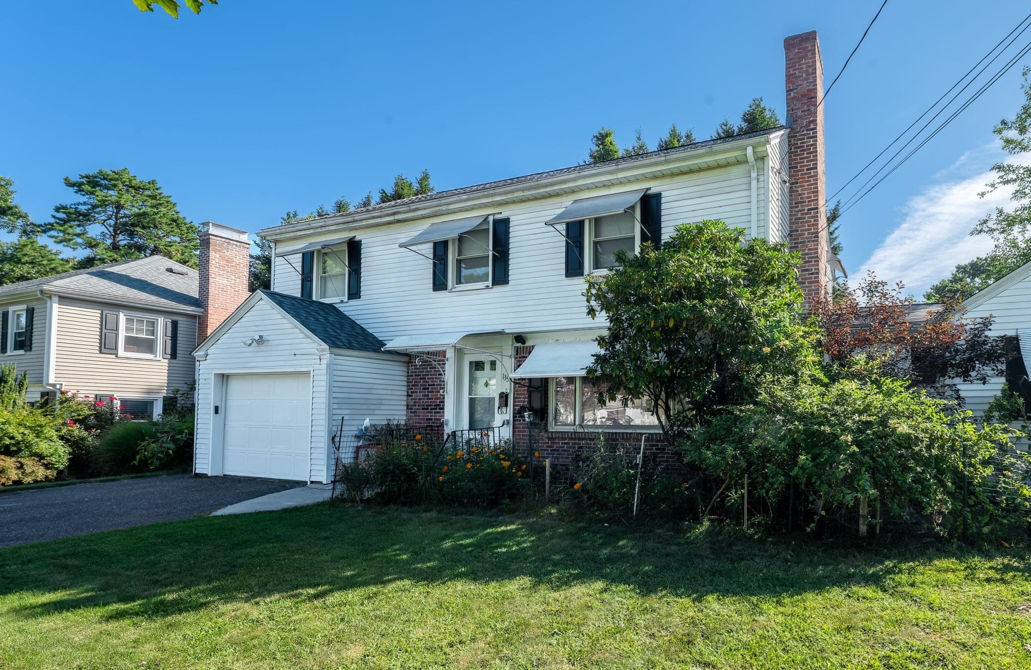 Single Family Residence at 135 Emerson St, Springfield MA 01118, Springfield, photo 5 of 42