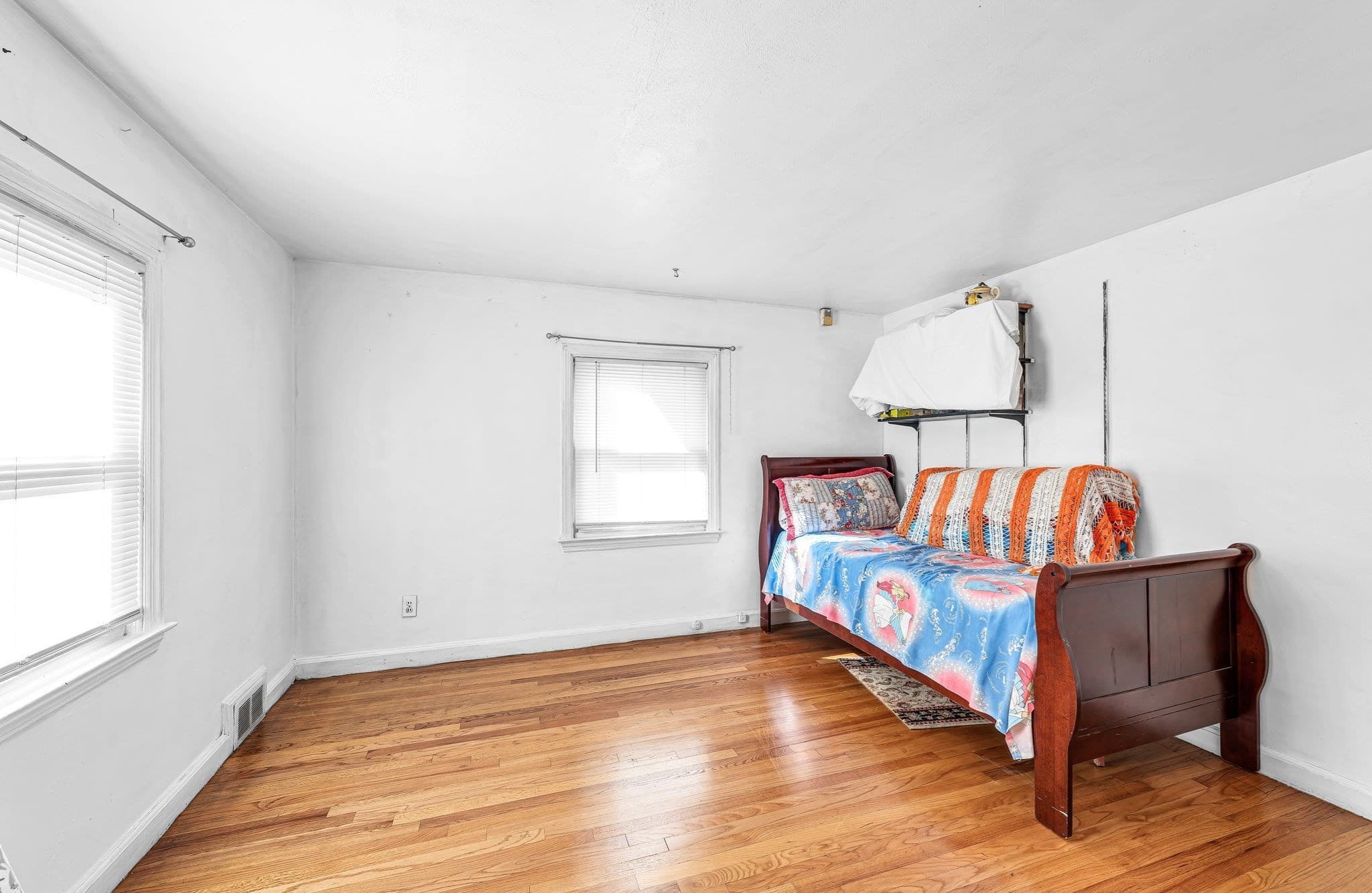 Single Family Residence at 135 Emerson St, Springfield MA 01118, Springfield, photo 31 of 42