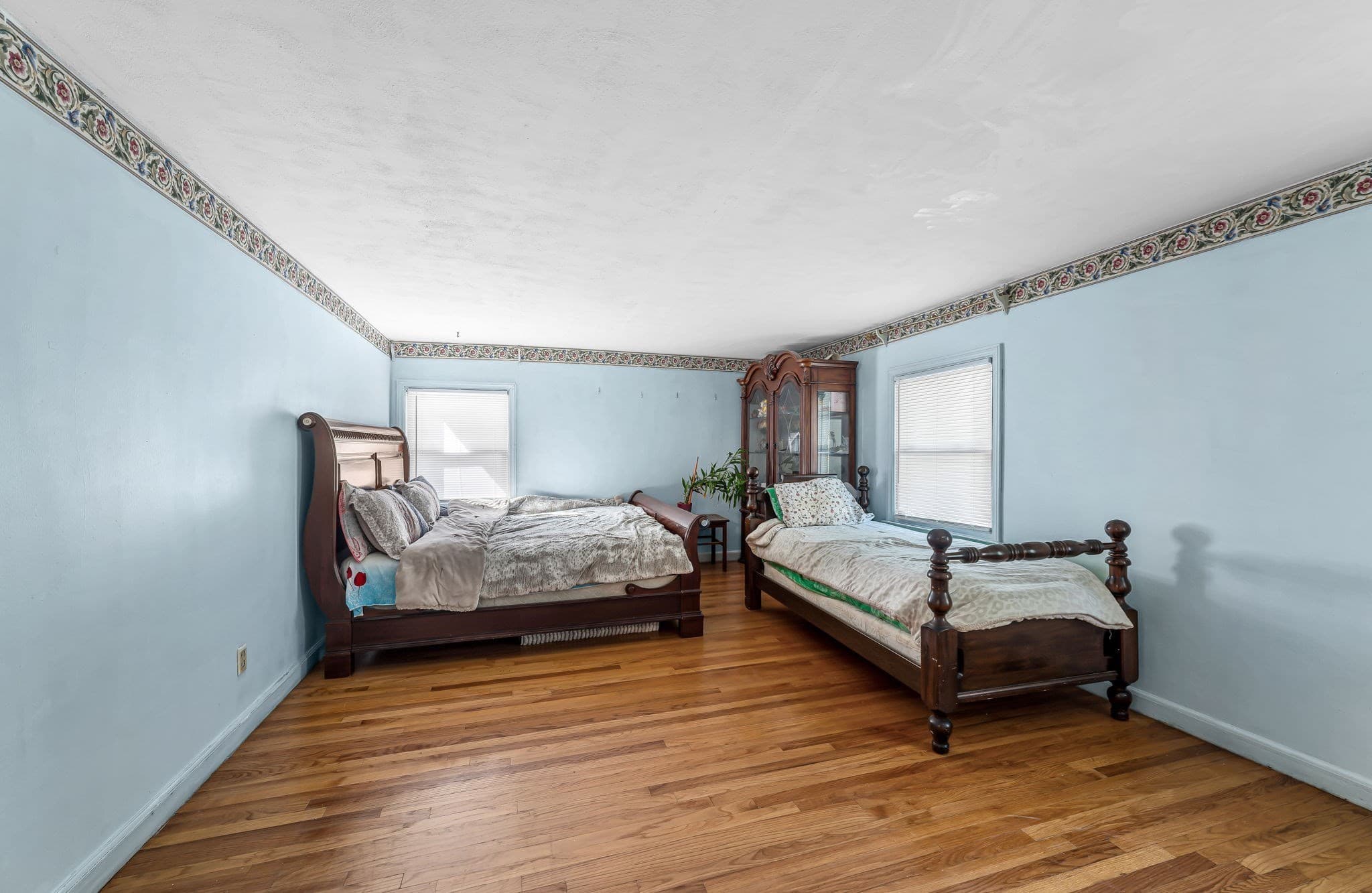 Single Family Residence at 135 Emerson St, Springfield MA 01118, Springfield, photo 25 of 42