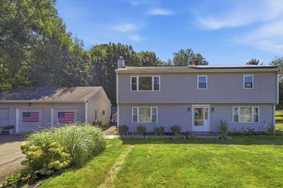 770 Old Warren Rd, Swansea MA 02777