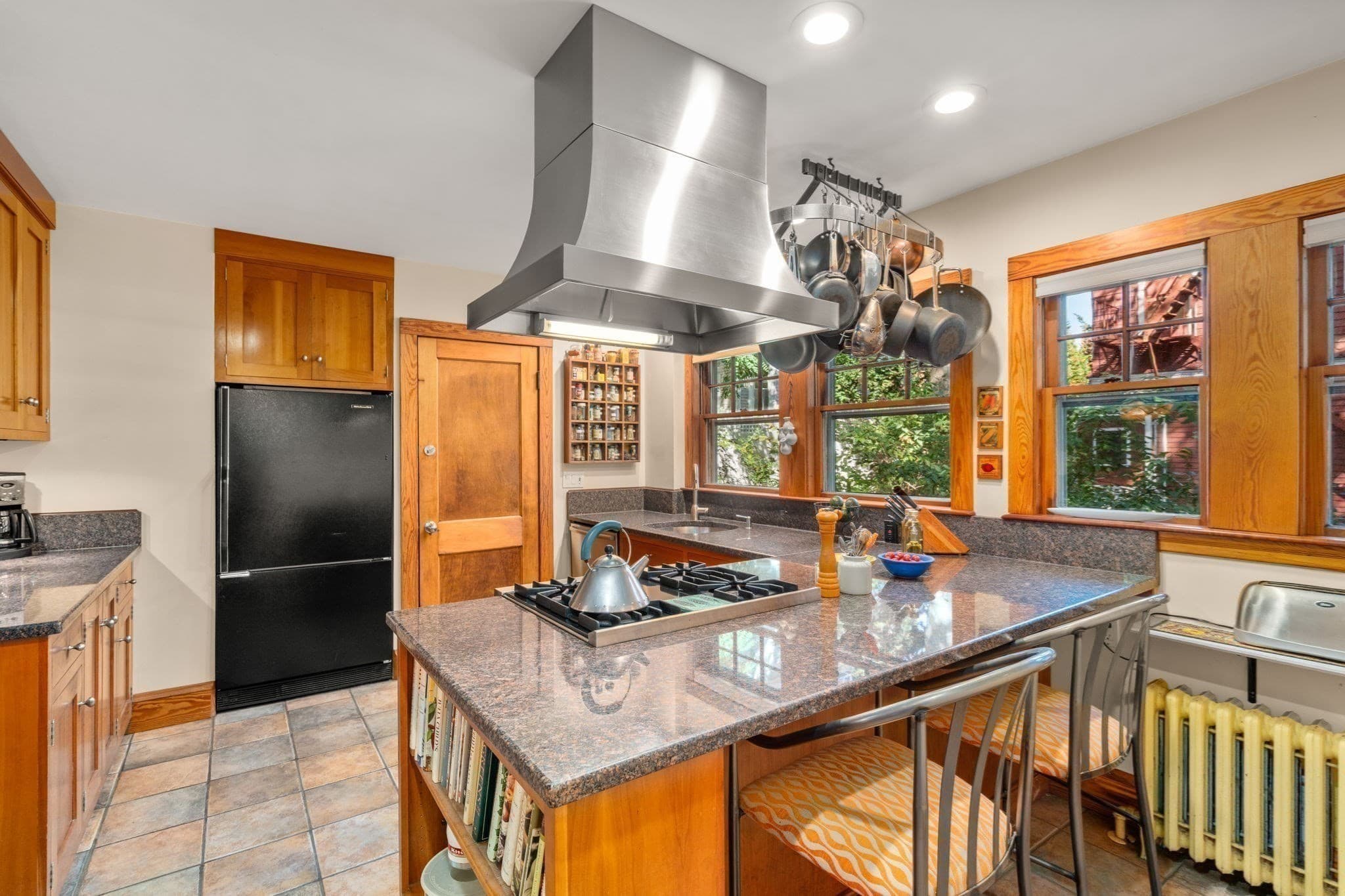 2 Family - 2 Units Up/Down at 36 Milton Road, Brookline MA 02445, Brookline, photo 12 of 31