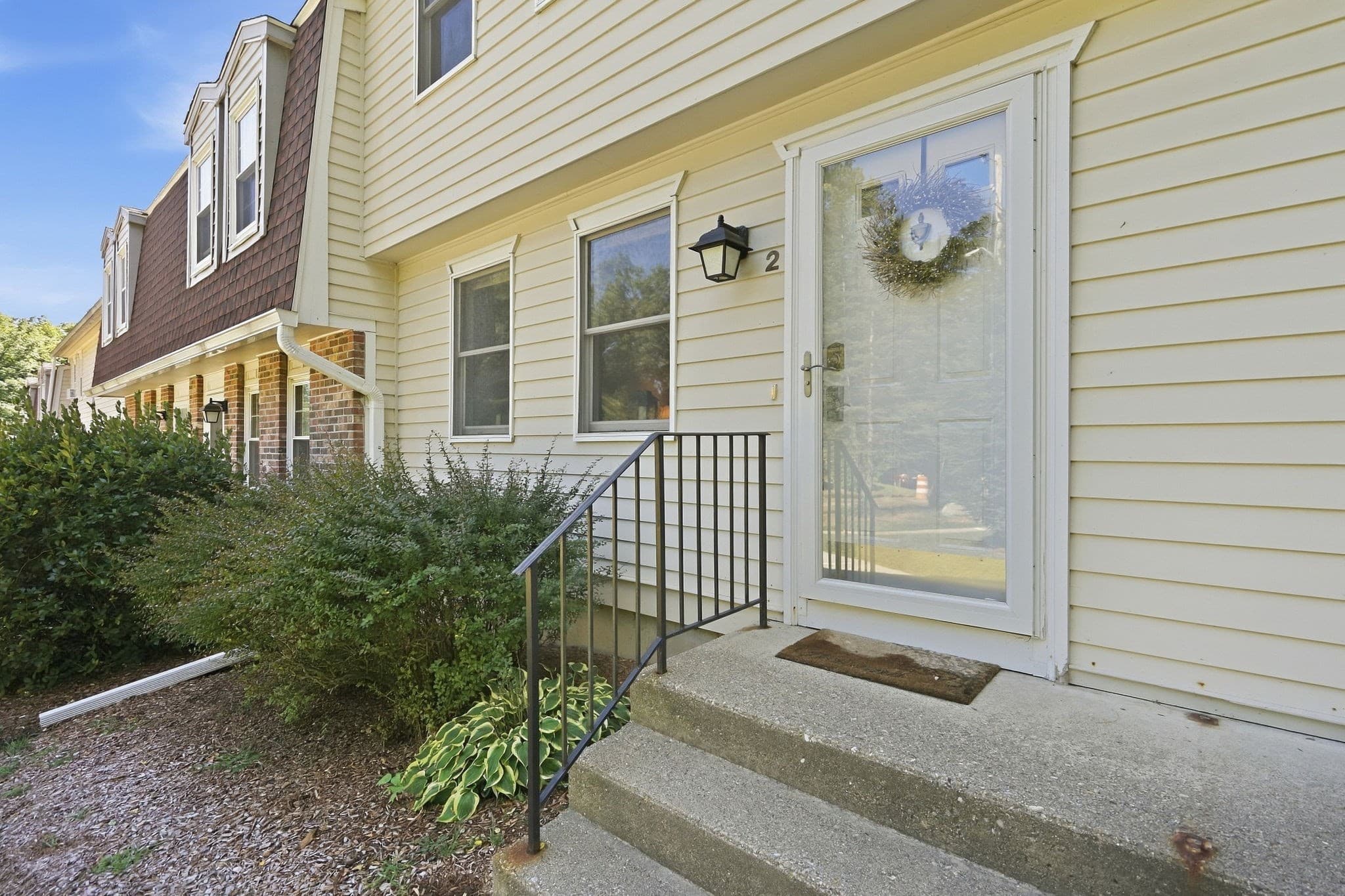 Condominium at 266 Grove St # 2, Northampton MA 01060, Northampton, photo 2 of 37