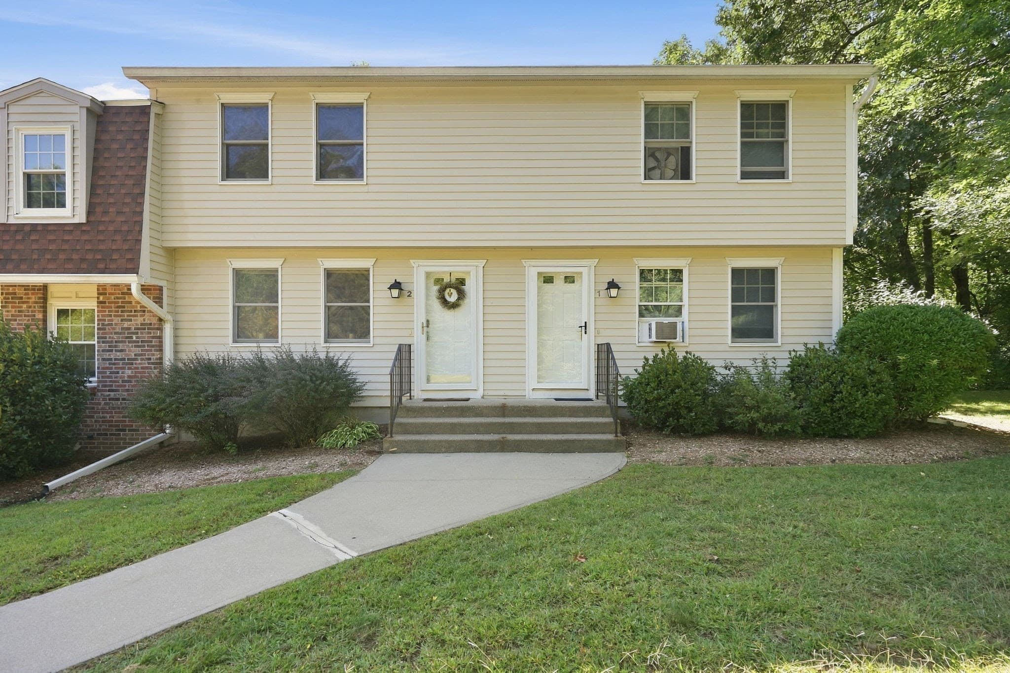 266 Grove St # 2, Northampton MA 01060