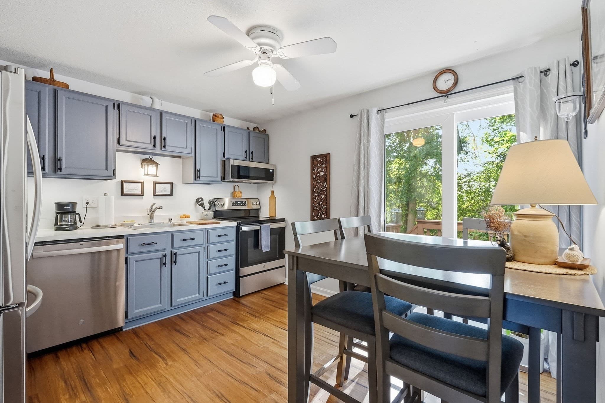 Condominium at 266 Grove St # 2, Northampton MA 01060, Northampton, photo 10 of 37