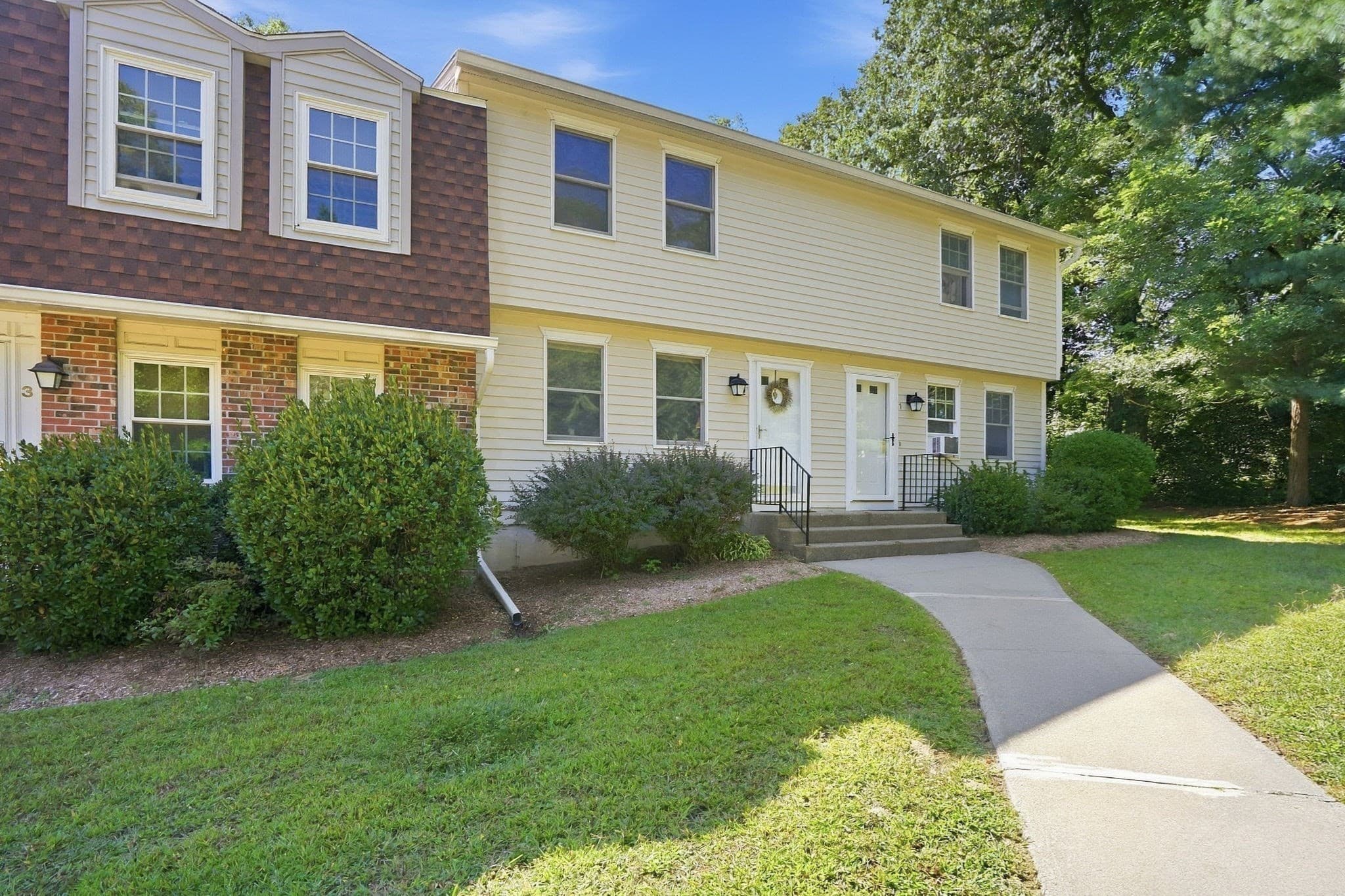 Condominium at 266 Grove St # 2, Northampton MA 01060, Northampton, photo 33 of 37