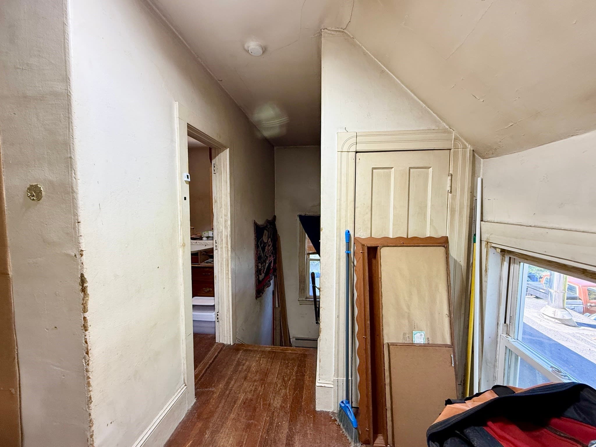 Single Family Residence at 20 Bridge St, Russell MA 01097, photo 12 of 23