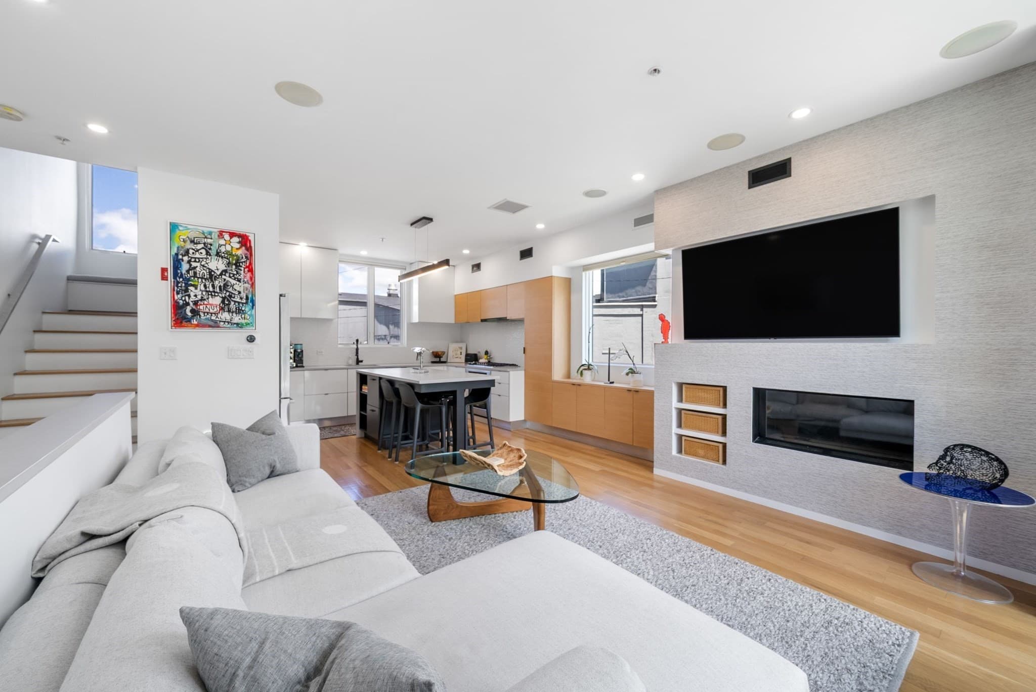 Condominium at 3 Dorchester # 3J, Boston MA 02127, Boston, photo 2 of 33