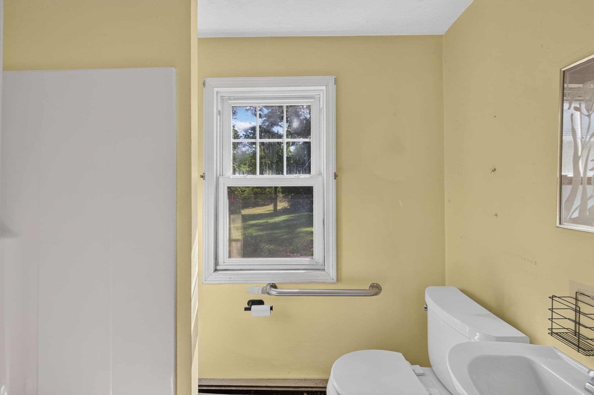 Single Family Residence at 17 W Cedar Rd, Norfolk MA 02056, Norfolk, photo 9 of 32