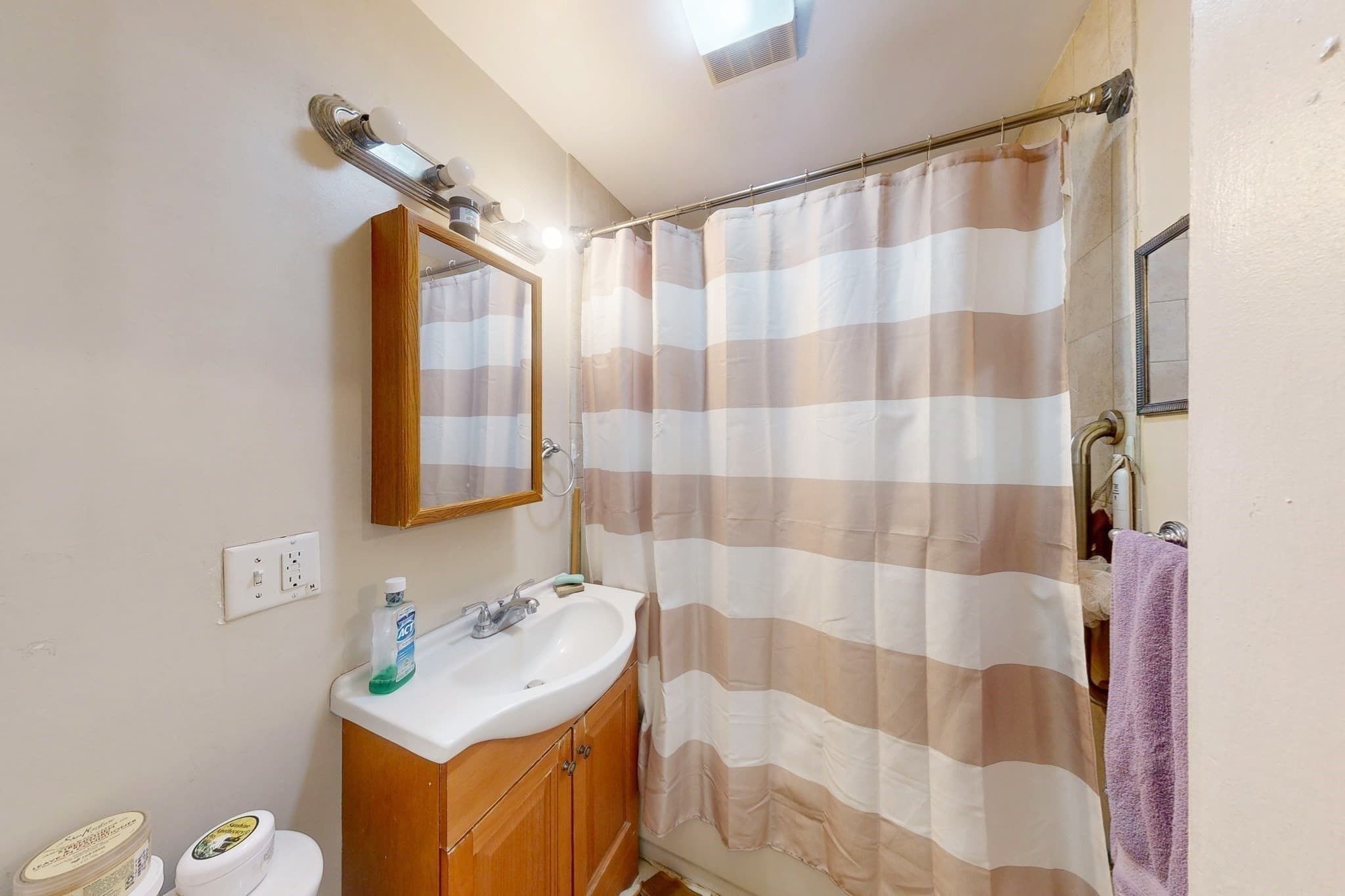 2 Family - 2 Units Up/Down at 1 Lesher St, Boston MA 02131, Boston, photo 23 of 42