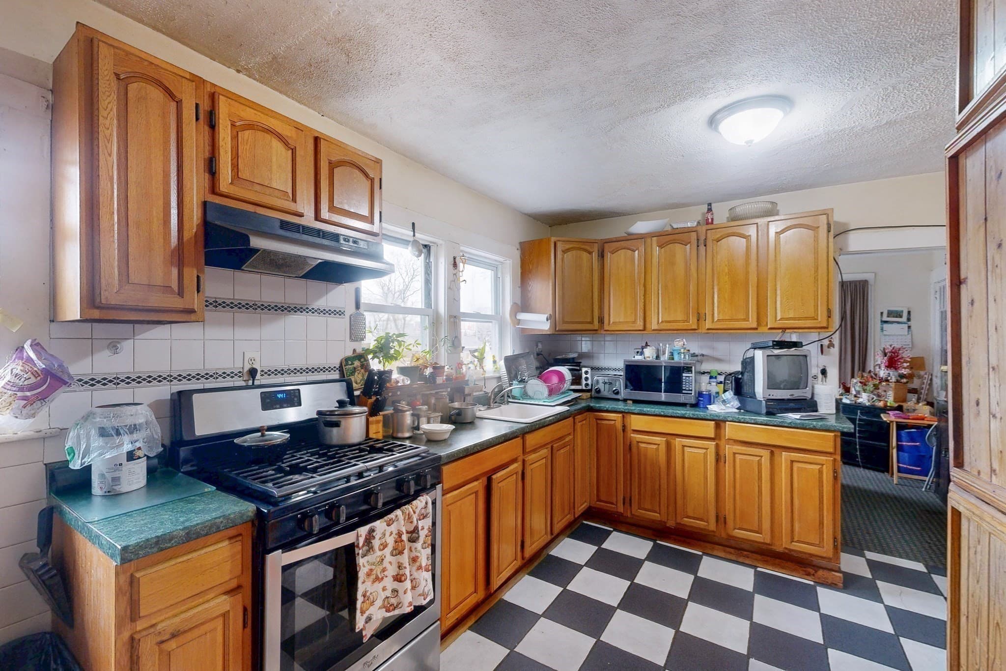 2 Family - 2 Units Up/Down at 1 Lesher St, Boston MA 02131, Boston, photo 16 of 42