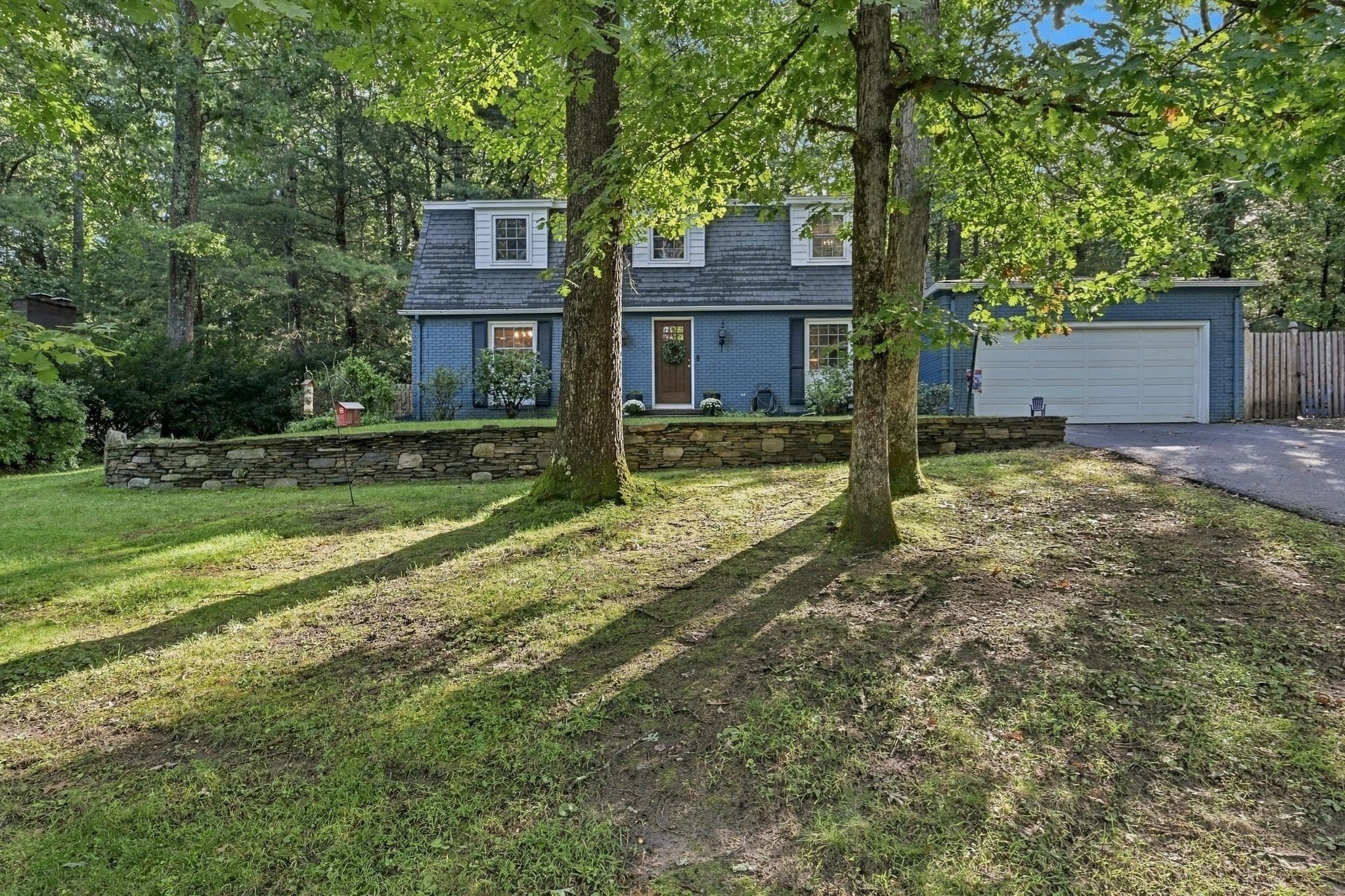 Single Family Residence at 218 Heatherstone Rd, Amherst MA 01002, Amherst, photo 2 of 42