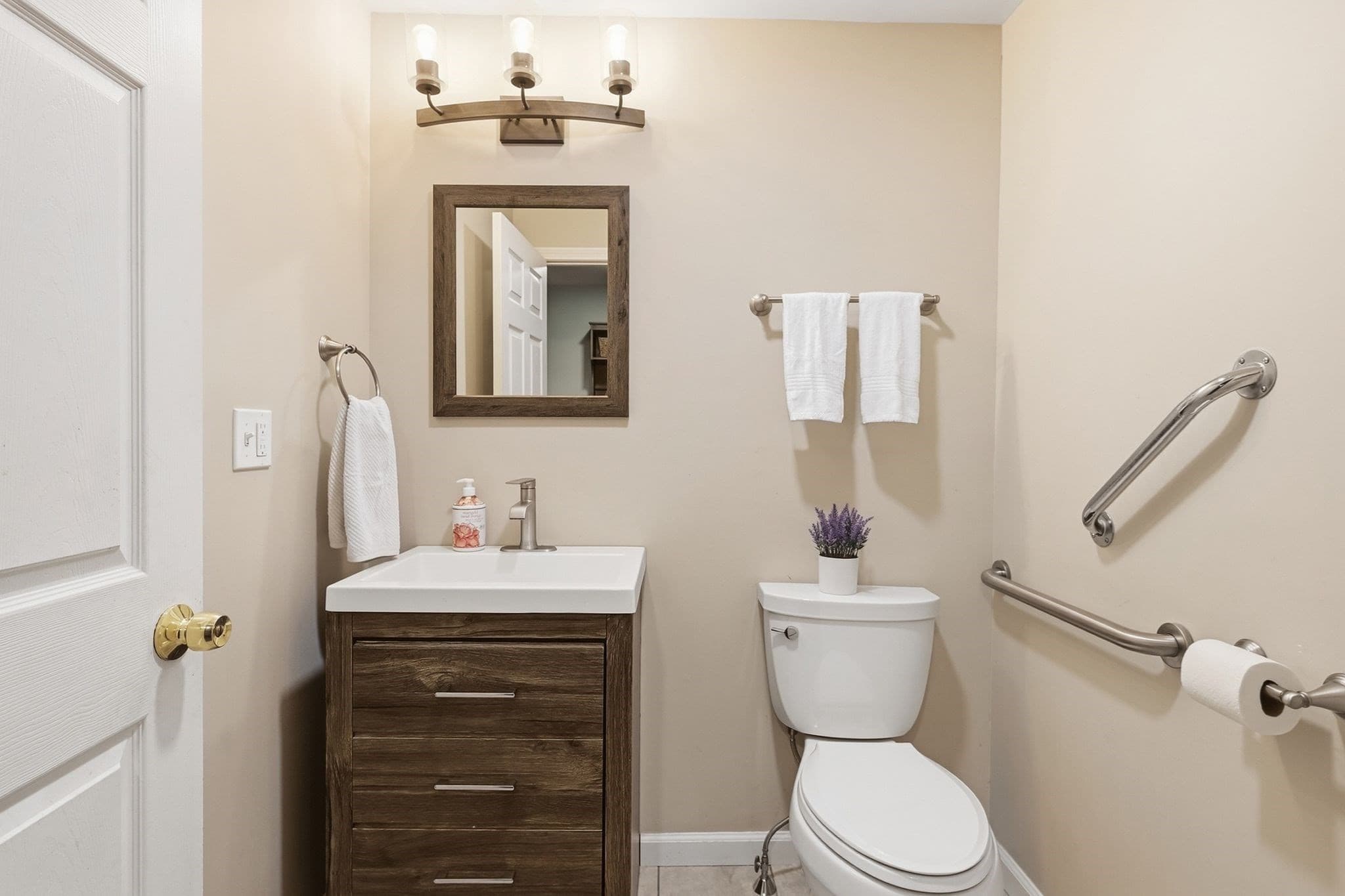 Single Family Residence at 218 Heatherstone Rd, Amherst MA 01002, Amherst, photo 18 of 42
