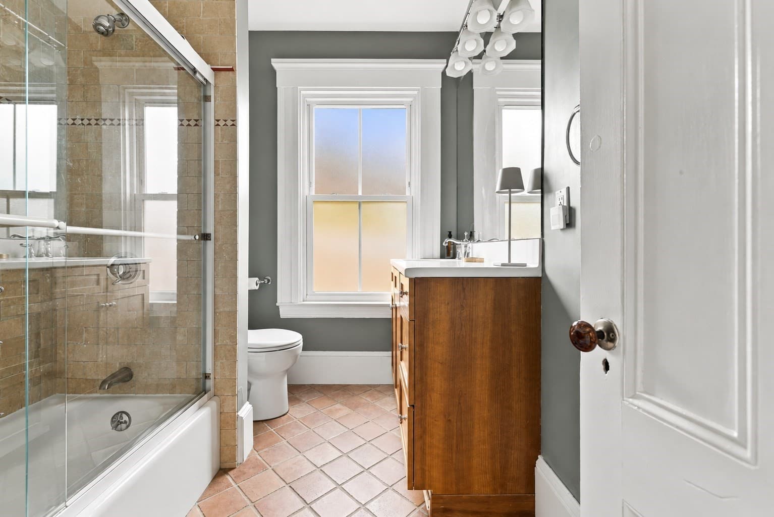 Condominium at 32 Milford PH, Boston MA 02118, photo 9 of 15