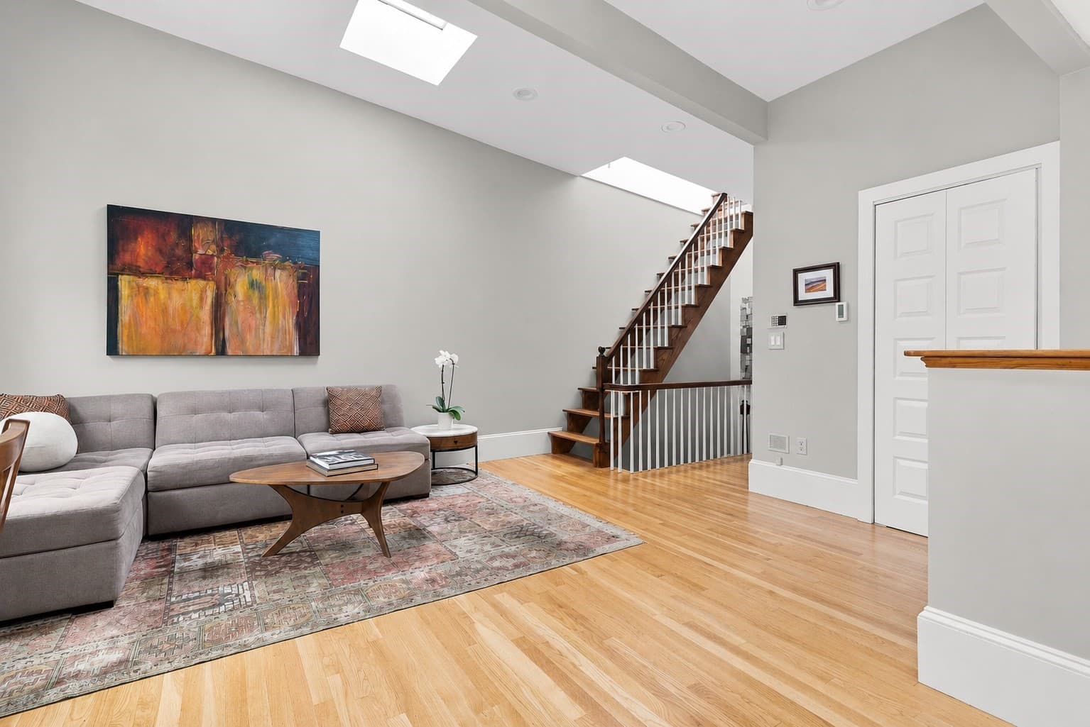 Condominium at 32 Milford PH, Boston MA 02118, photo 4 of 15