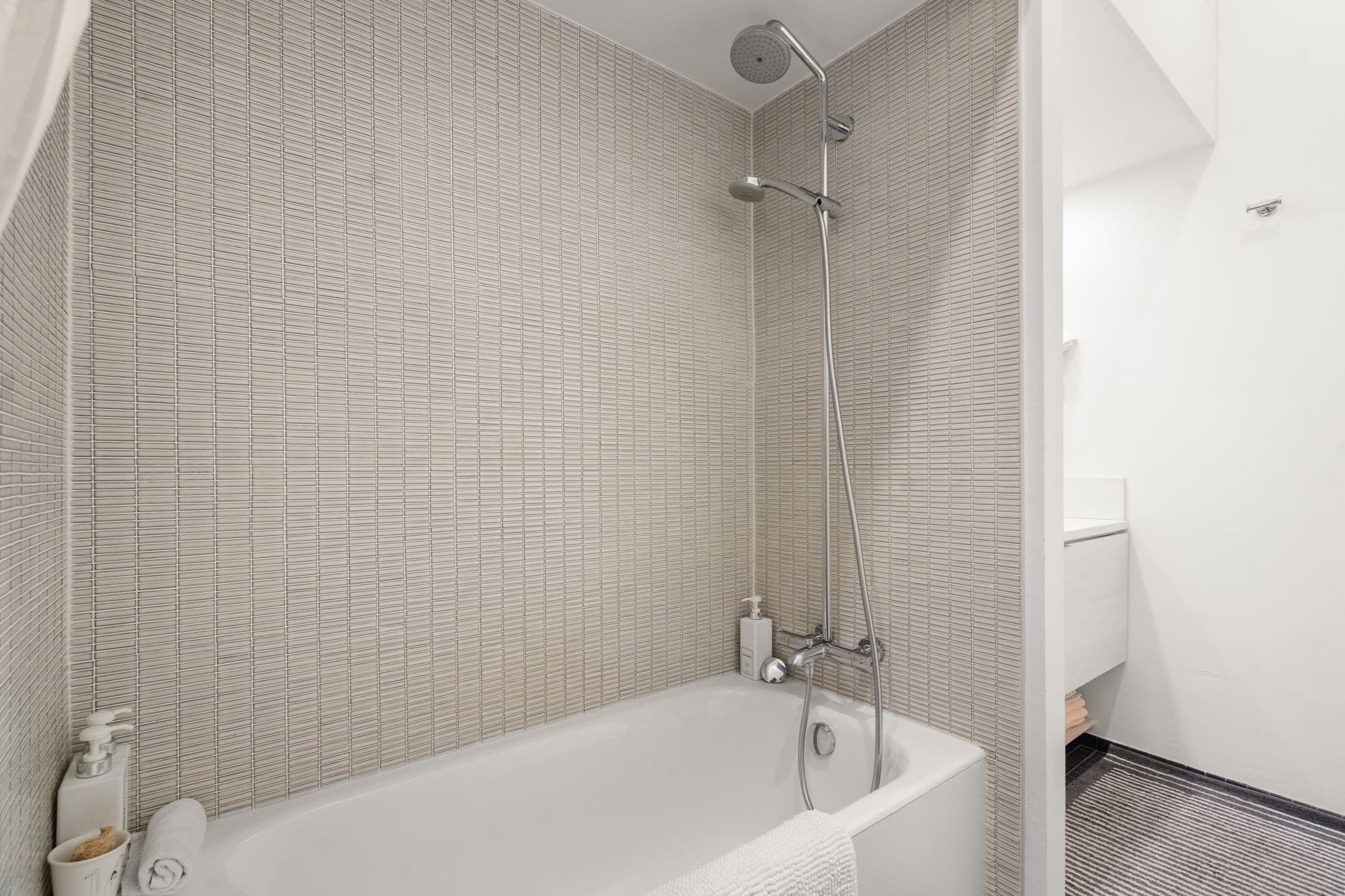 Condominium at 92 W Springfield Street # 2, Boston MA 02118, photo 16 of 22
