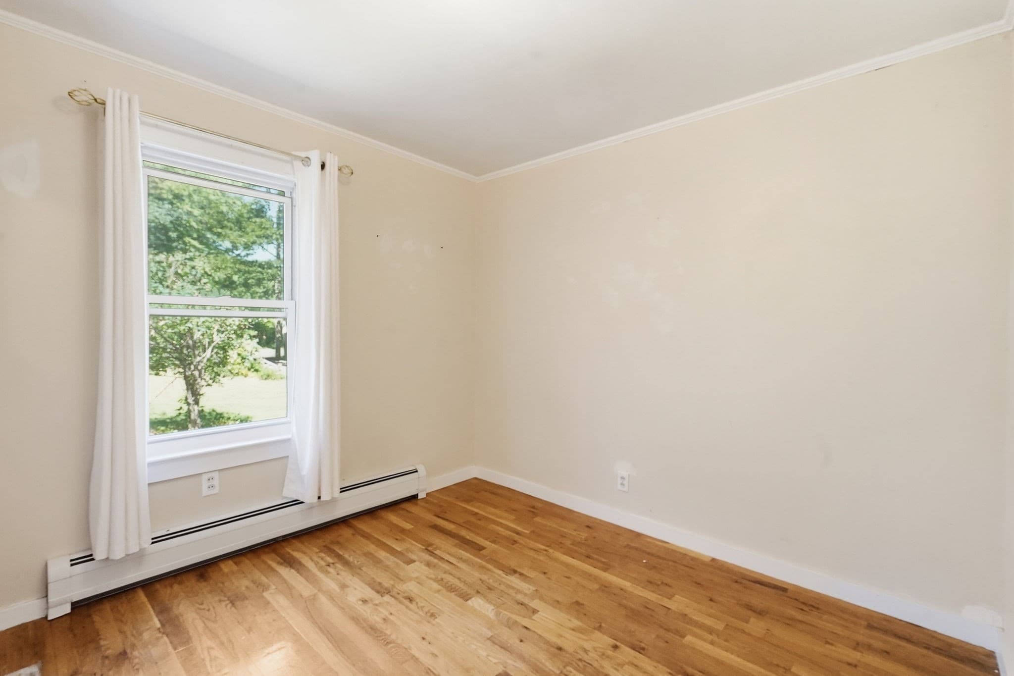 3 Family at 42 Jabish St, Belchertown MA 01007, photo 14 of 42