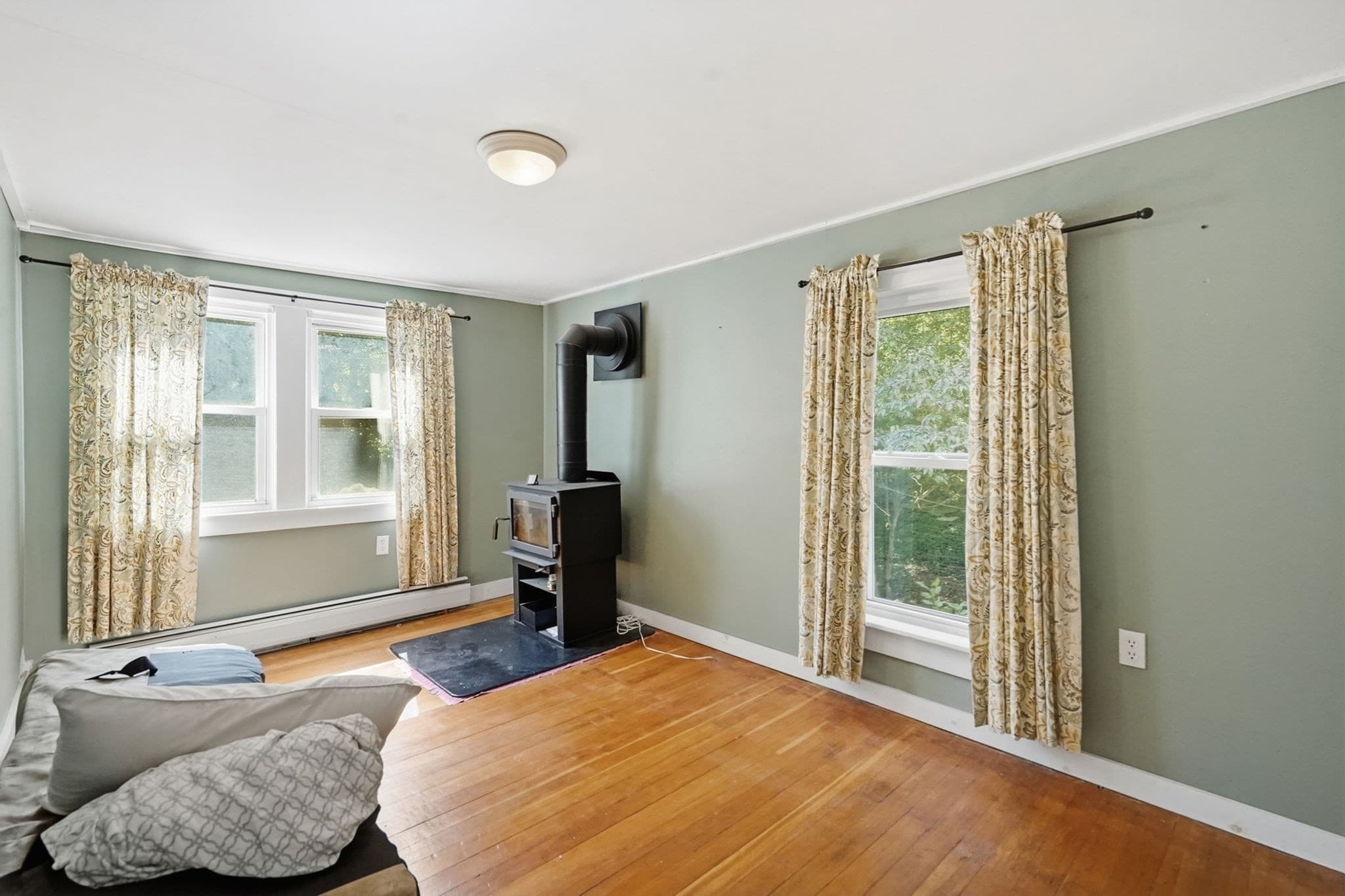 3 Family at 42 Jabish St, Belchertown MA 01007, photo 31 of 42