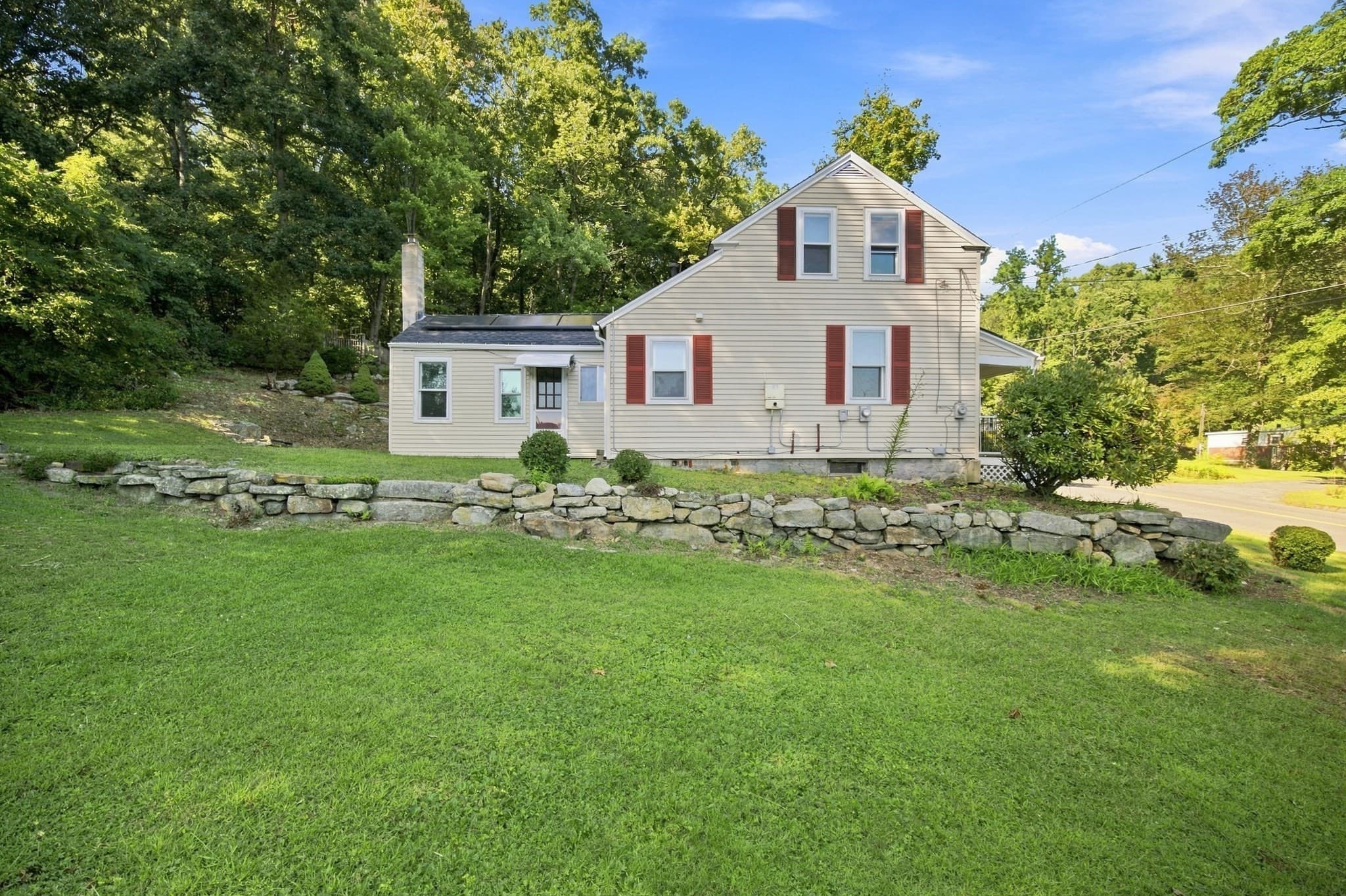 Single Family Residence at 188 Breckenridge St, Palmer MA 01069, Palmer, photo 26 of 35