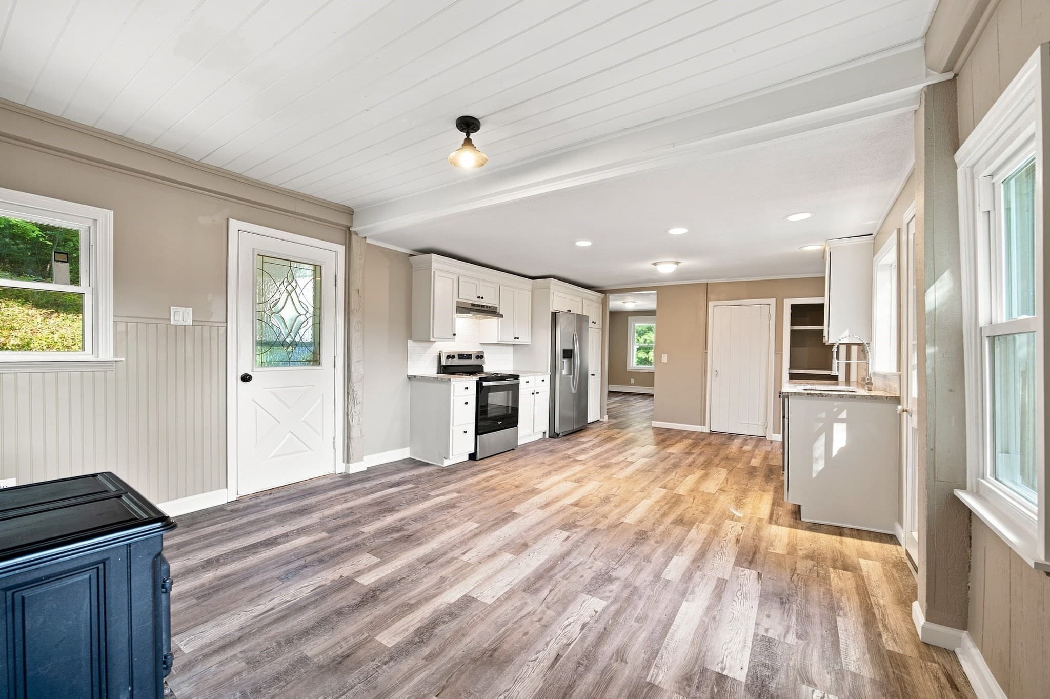 Single Family Residence at 188 Breckenridge St, Palmer MA 01069, Palmer, photo 7 of 35