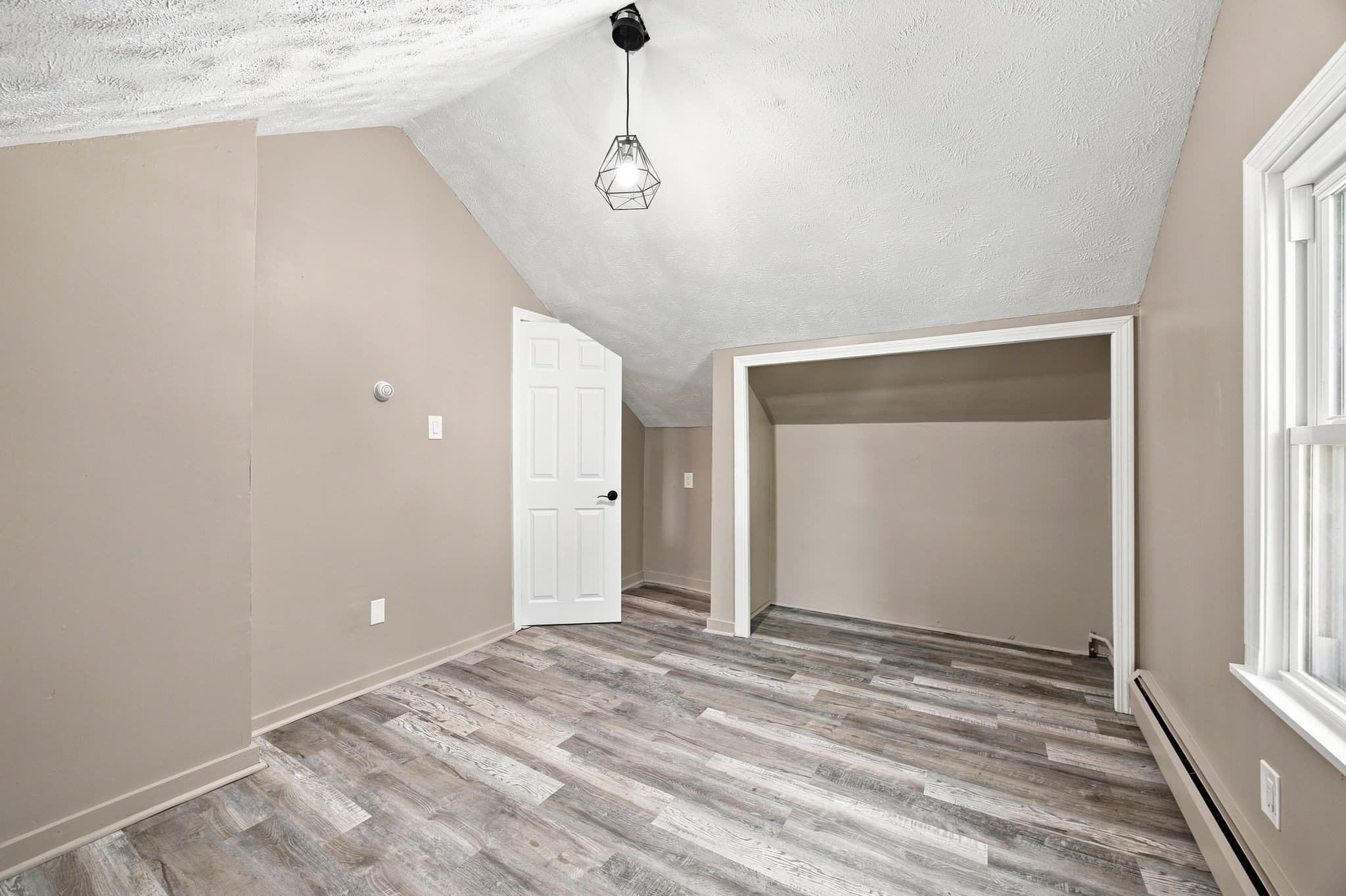 Single Family Residence at 188 Breckenridge St, Palmer MA 01069, Palmer, photo 20 of 35