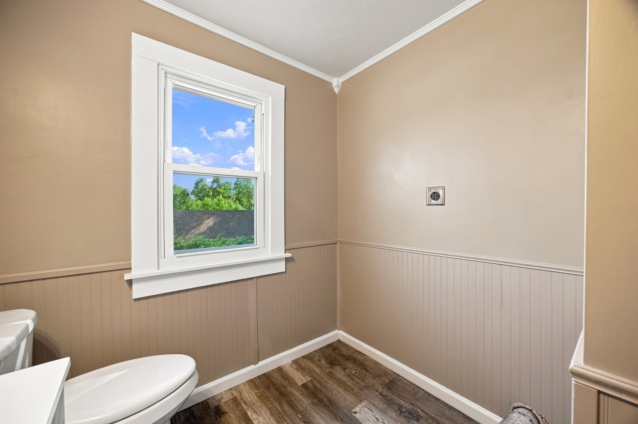 Single Family Residence at 188 Breckenridge St, Palmer MA 01069, Palmer, photo 11 of 35
