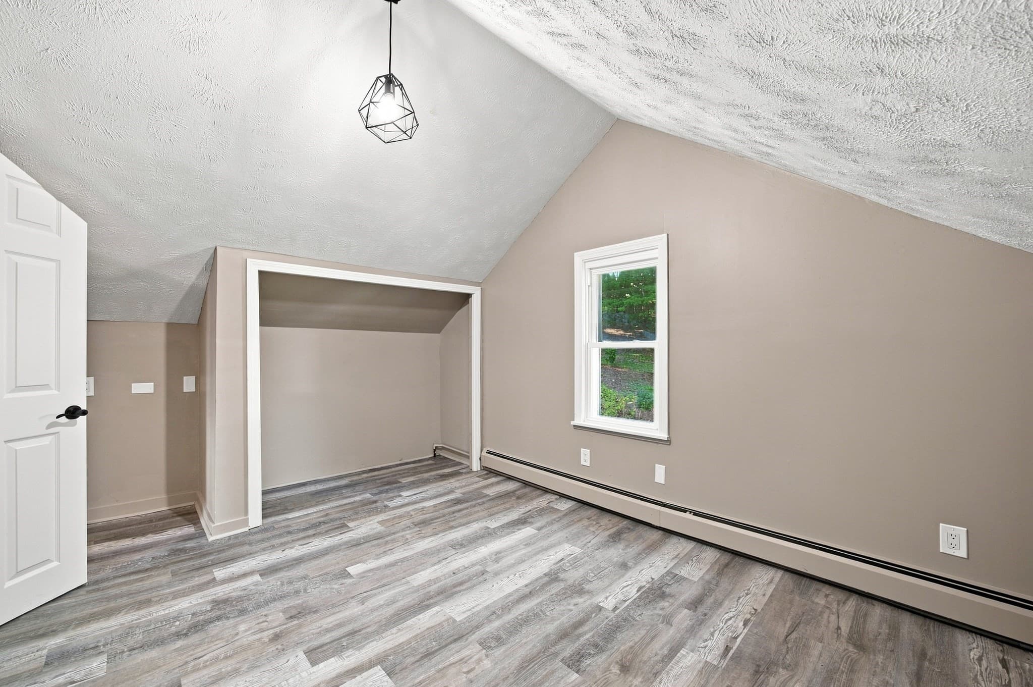 Single Family Residence at 188 Breckenridge St, Palmer MA 01069, Palmer, photo 19 of 35