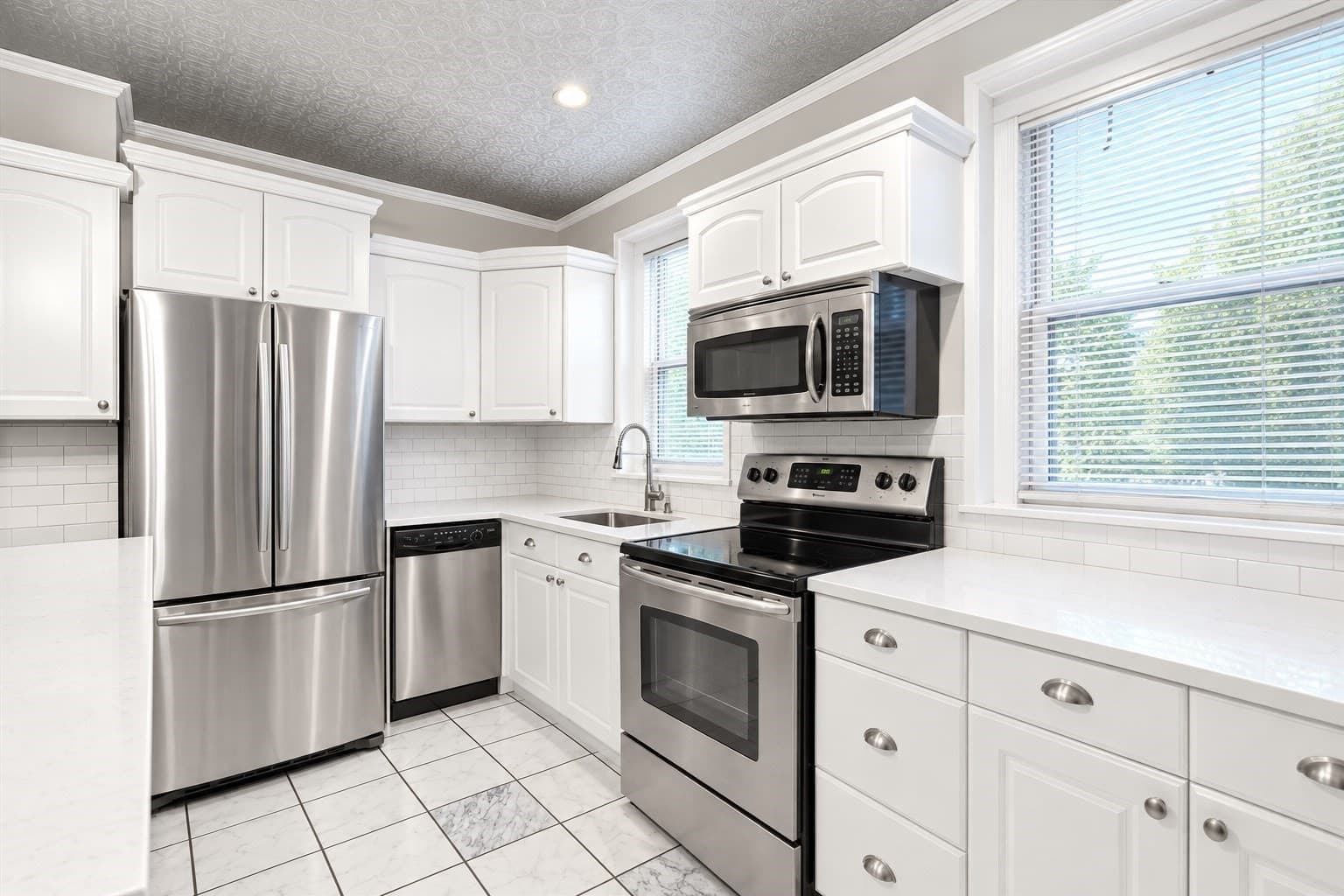 Condominium at 131 I St # 1, Boston MA 02127, Boston, photo 12 of 18