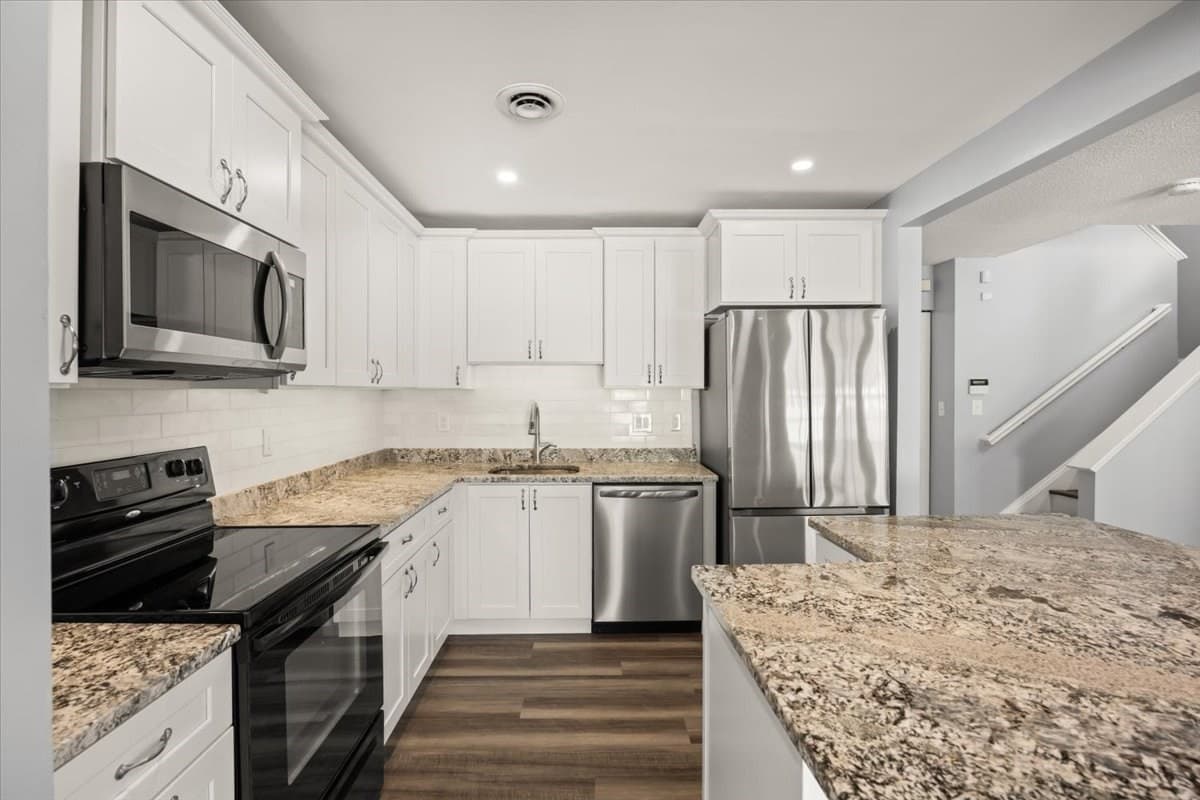 Condominium at 125 Highland St # 306, Taunton MA 02780, Taunton, photo 20 of 40