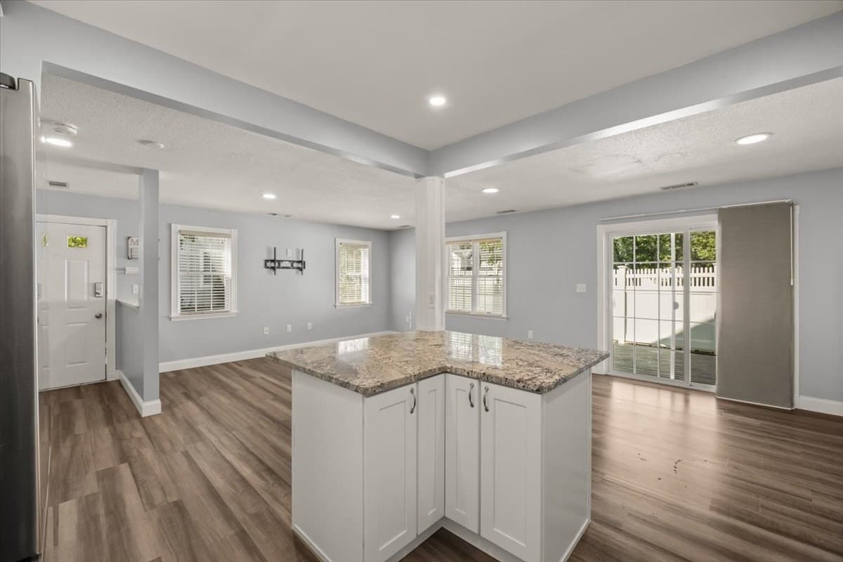 Condominium at 125 Highland St # 306, Taunton MA 02780, Taunton, photo 24 of 40