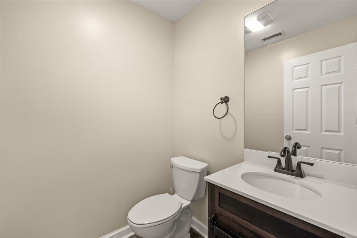 Condominium at 125 Highland St # 306, Taunton MA 02780, Taunton, photo 25 of 40