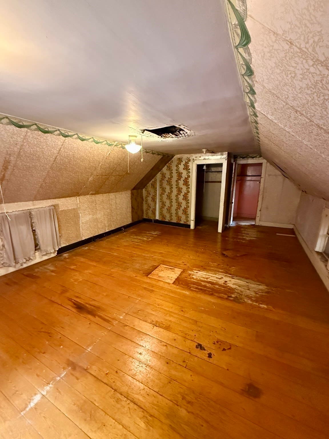Single Family Residence at 2 Gunn St, Erving MA 01344, photo 20 of 27