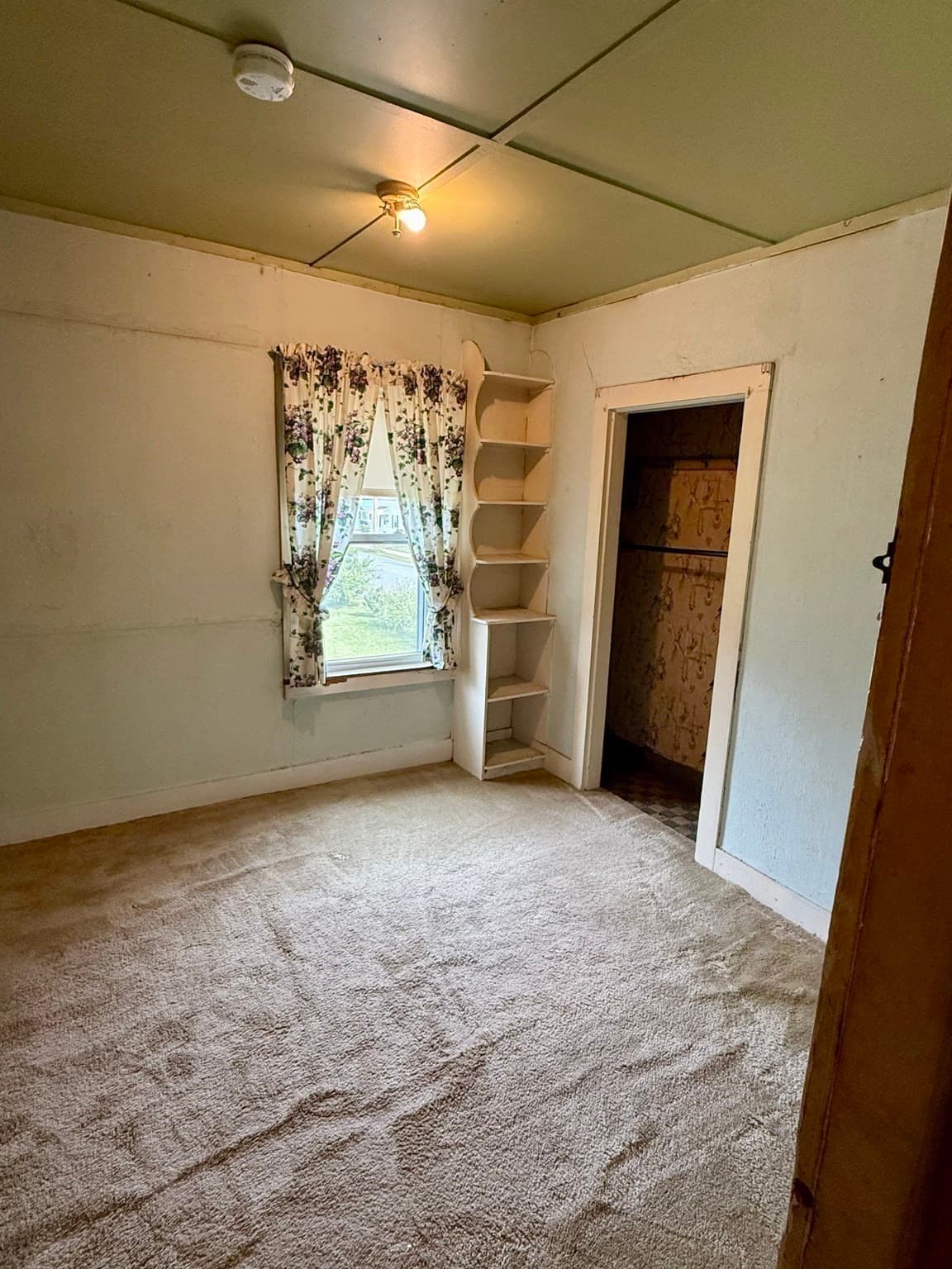 Single Family Residence at 2 Gunn St, Erving MA 01344, photo 14 of 27