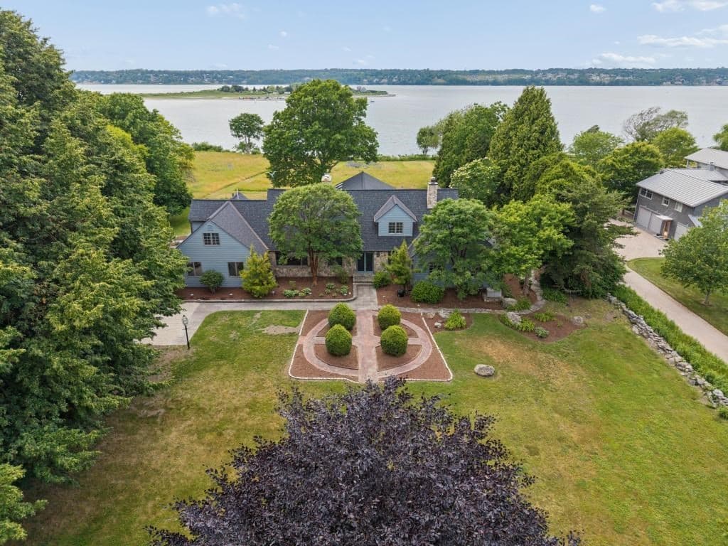 Single Family Residence at 683 Neck Road, Tiverton RI 02878, Tiverton, photo 2 of 41
