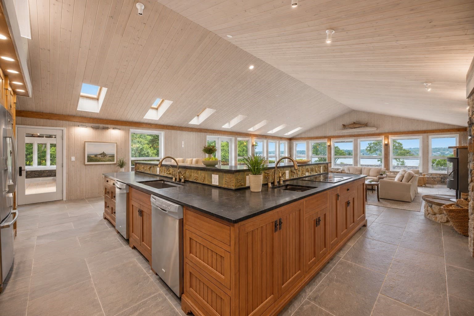 Single Family Residence at 683 Neck Road, Tiverton RI 02878, Tiverton, photo 26 of 41