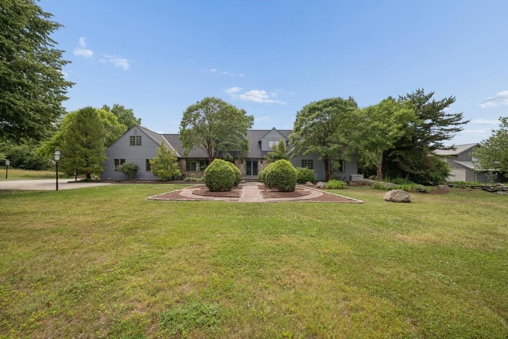 Single Family Residence at 683 Neck Road, Tiverton RI 02878, Tiverton, photo 15 of 41