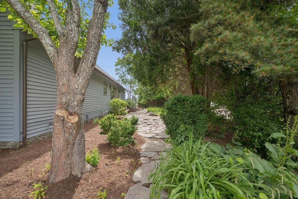 Single Family Residence at 683 Neck Road, Tiverton RI 02878, Tiverton, photo 19 of 41