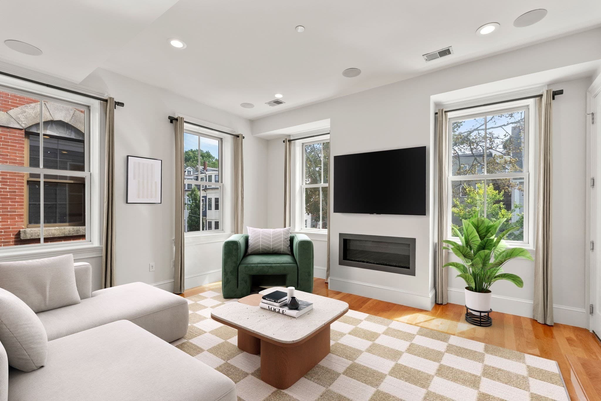 Condominium at 482 E Fourth Street # 4, Boston MA 02127, Boston, photo 2 of 25