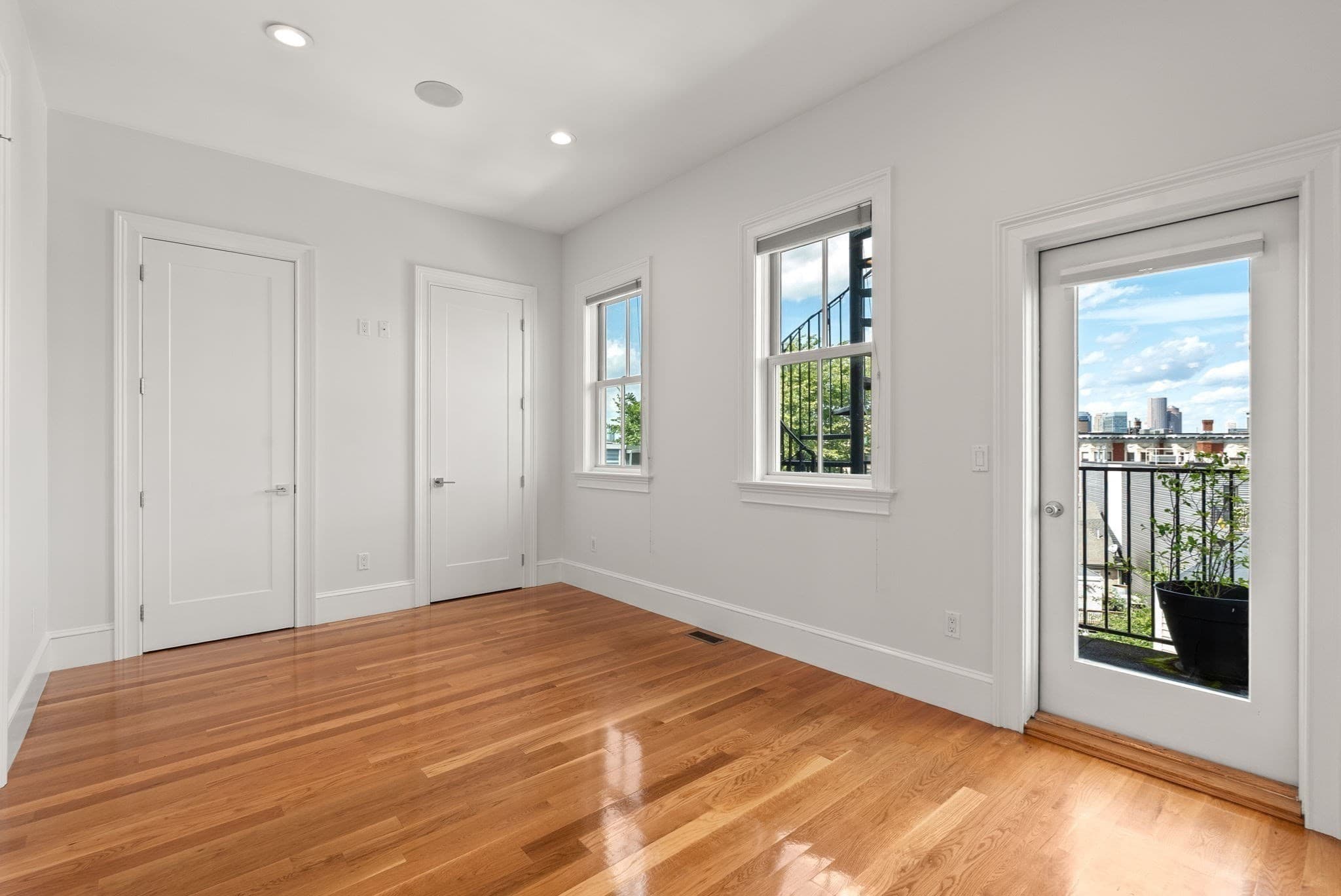 Condominium at 482 E Fourth Street # 4, Boston MA 02127, Boston, photo 16 of 25